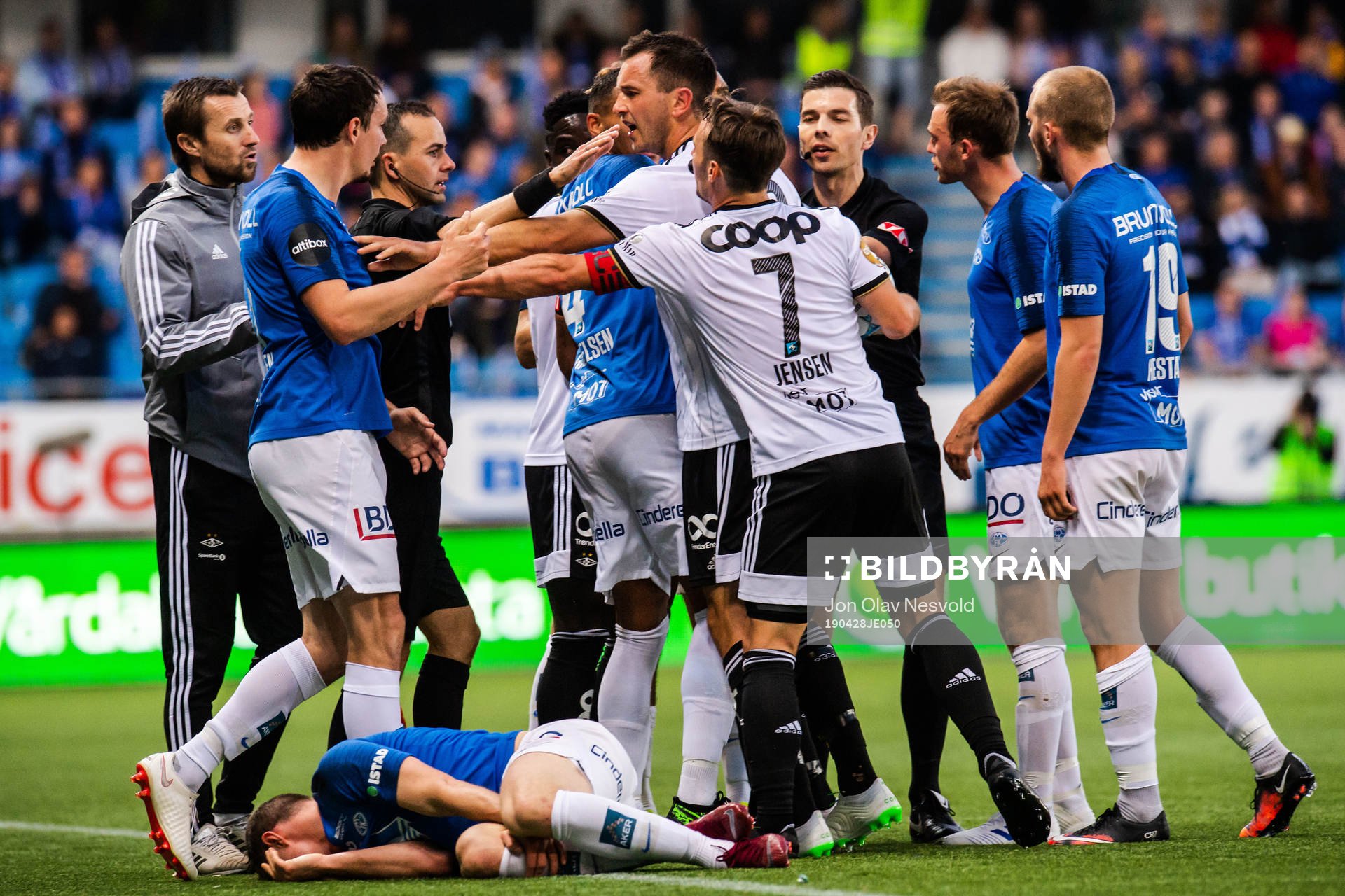 Fight between Birger Meling of Rosenborg and Kristoffer