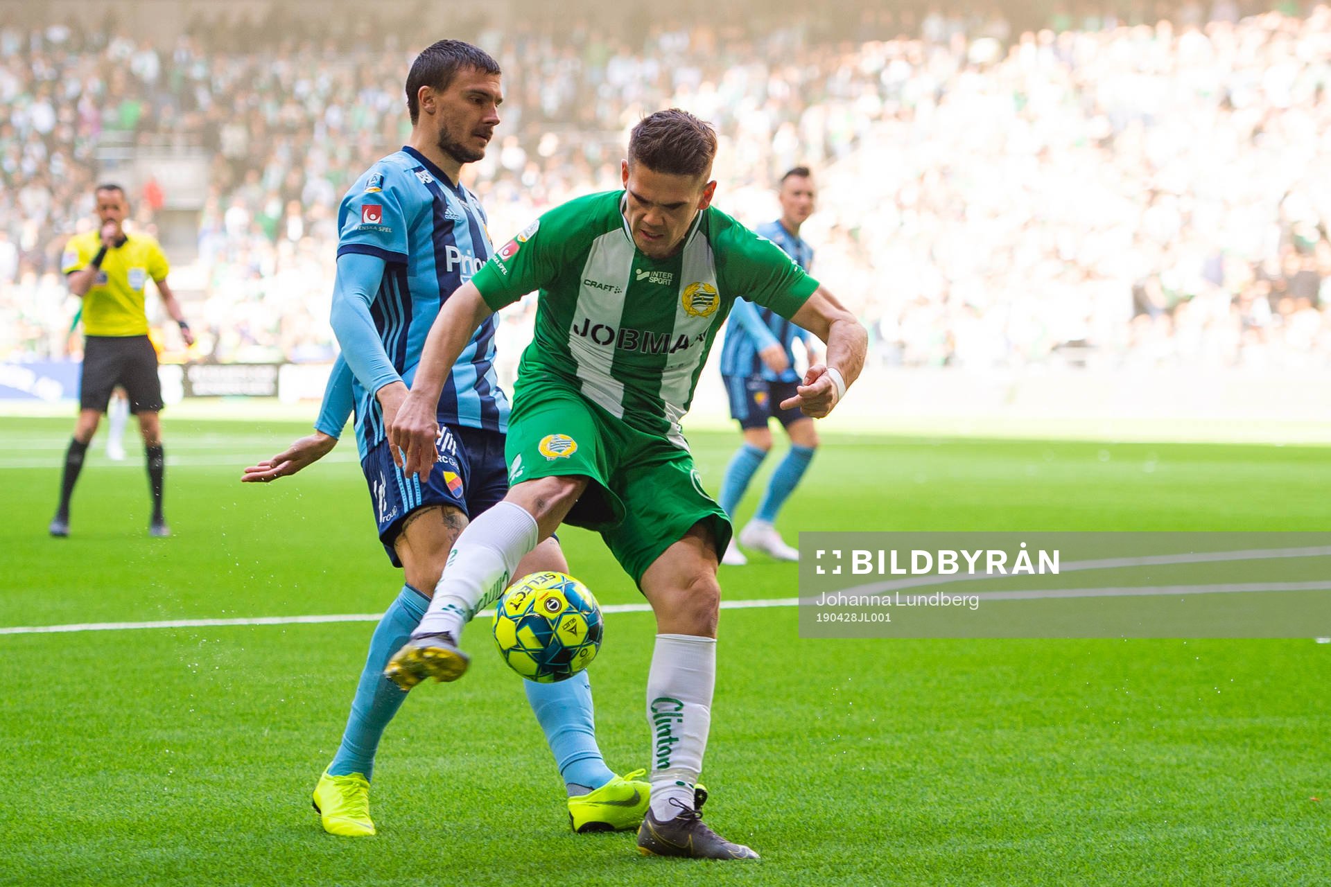 Djurgårdens Erik Berg och Hammarbys Vidar Örn Kjartansson