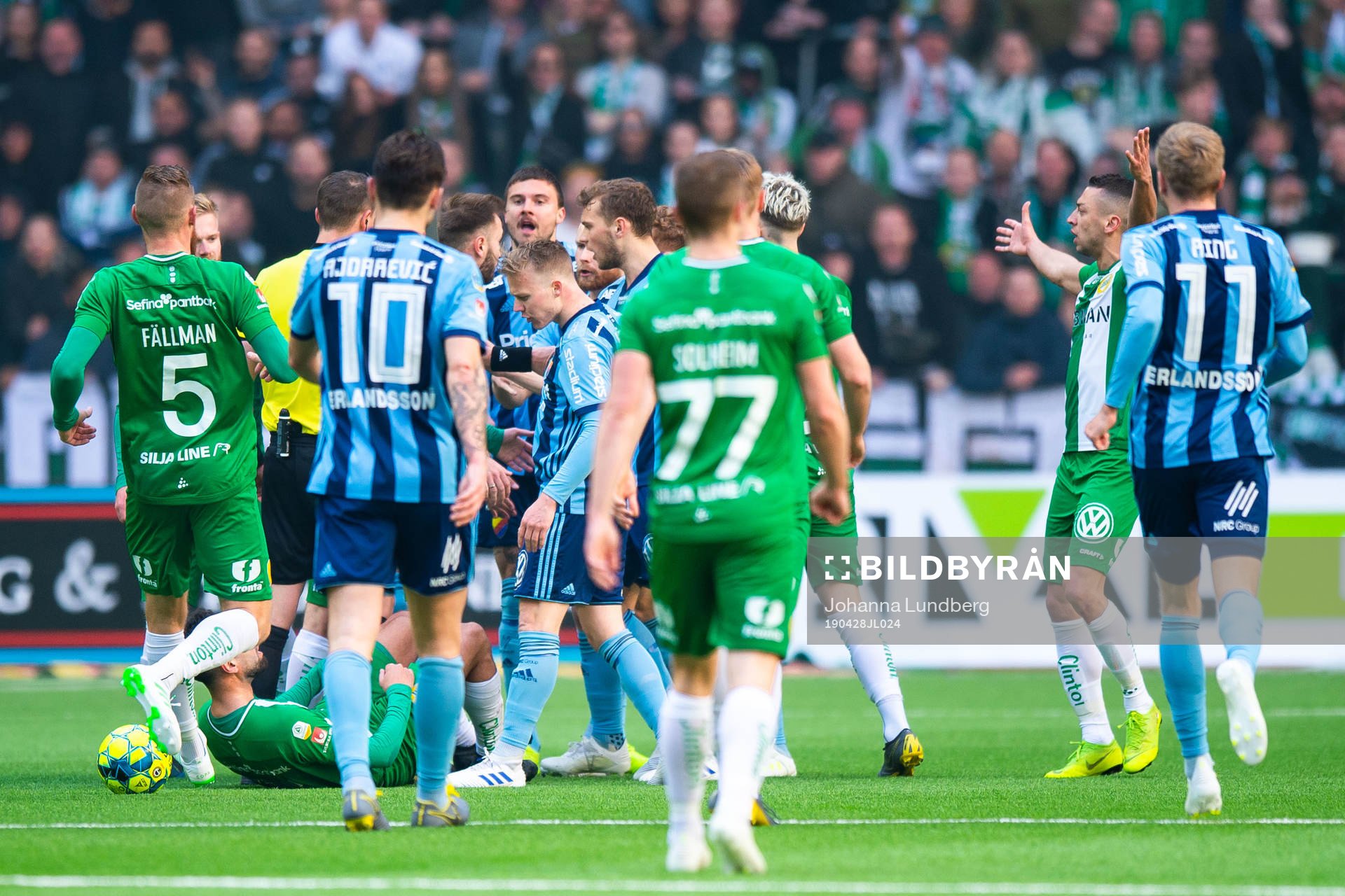 Bråk mellan spelarna