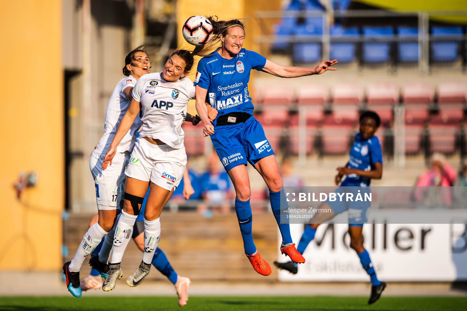 Växjös Jennie Nordin och Eskilstunas Vaila Barsley