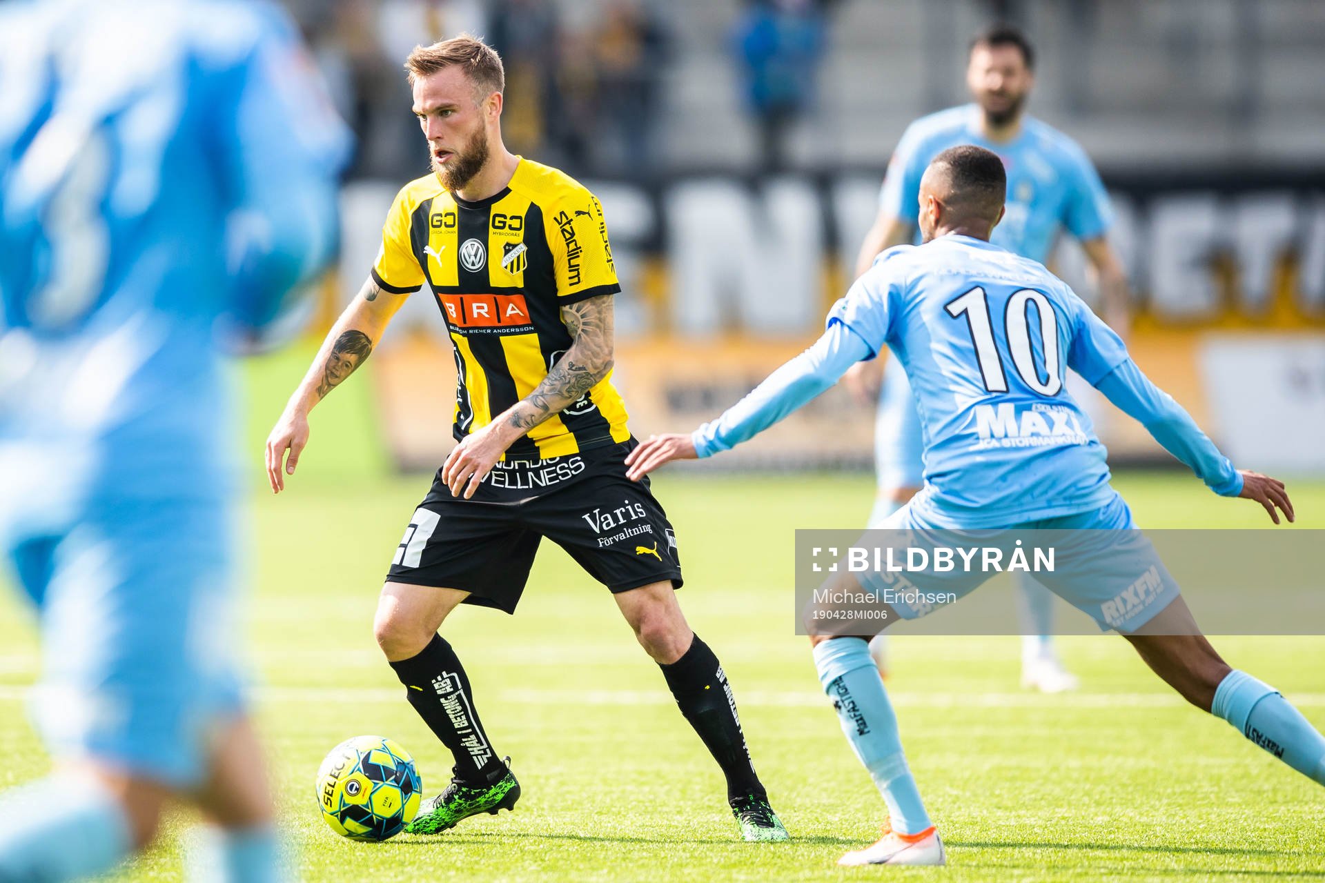 Häckens Alexander Faltsetas och AFC Eskilstunas Ferid Ali