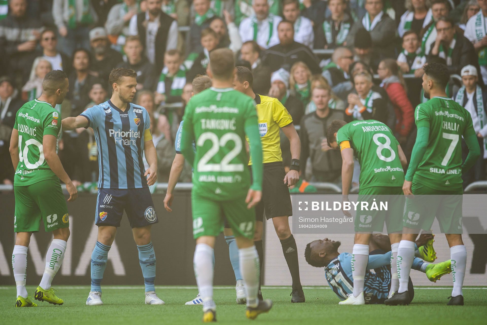 Djurgårdens Mohamed Buya Turay har ont