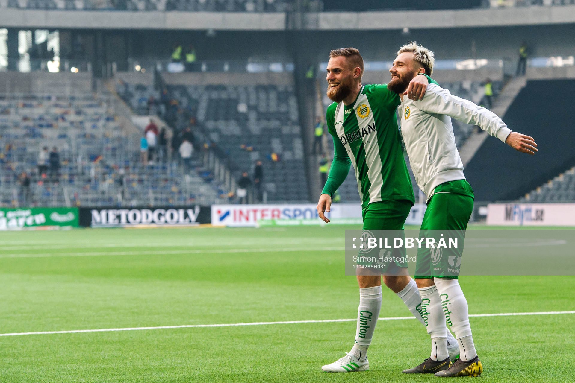 Hammarbys David Fällman och Simon Sandberg jublar
