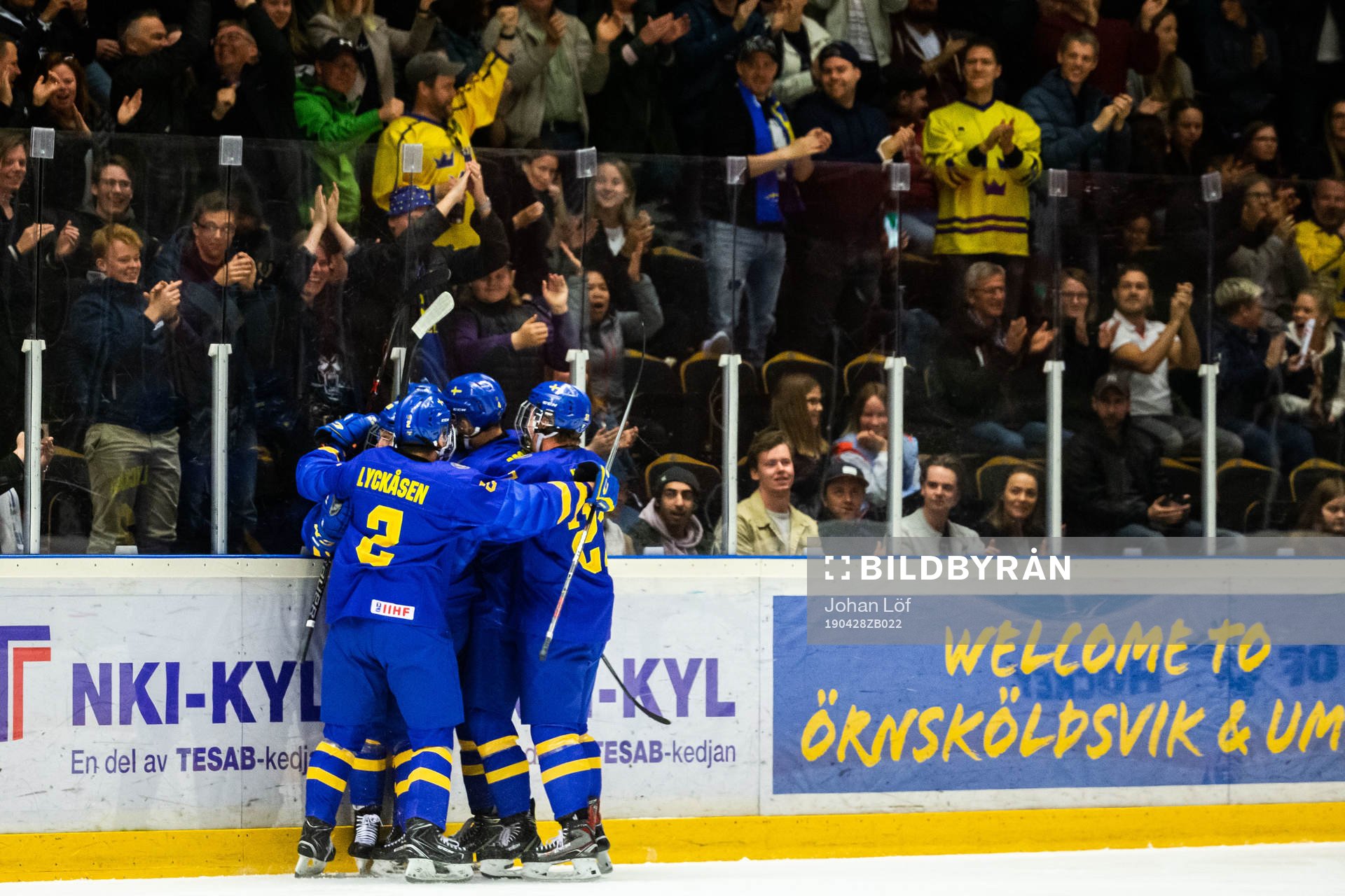 Lucas Raymond of Sweden celebrates with teammates