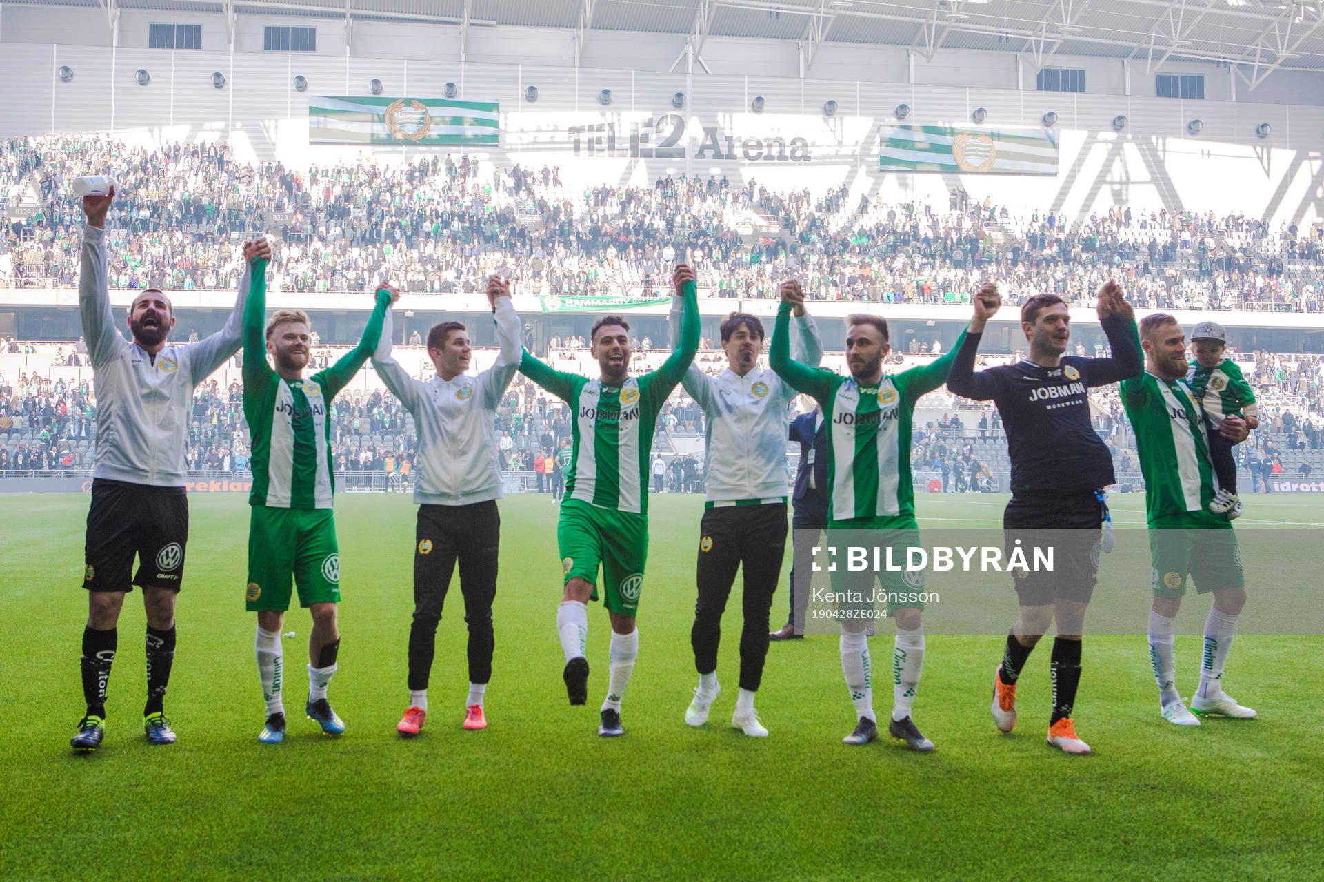 Hammarbys spelare jublar