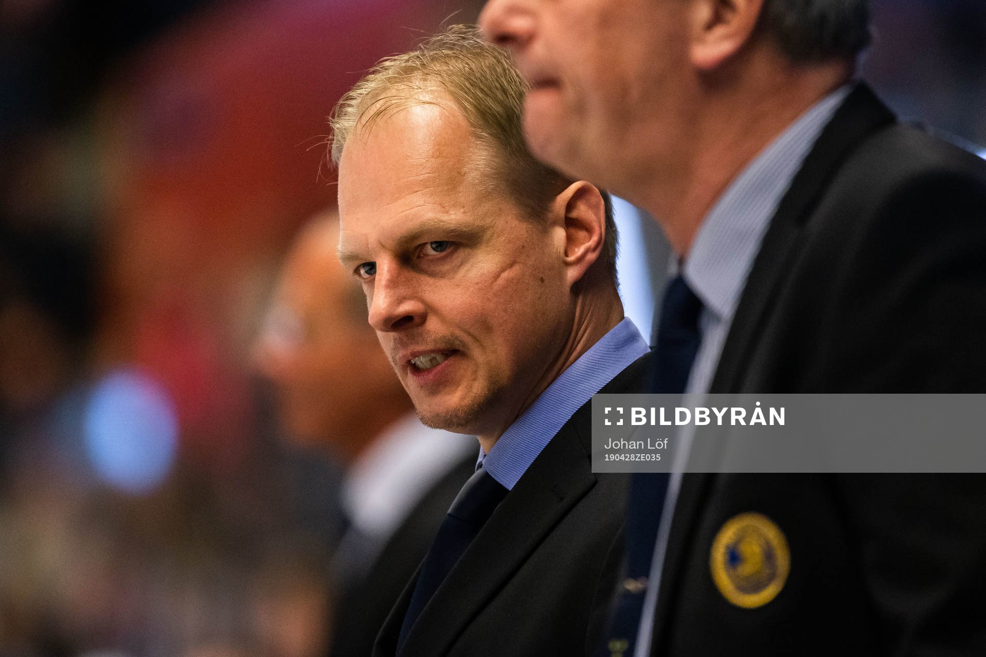 Head coach Magnus Hävelid of Sweden