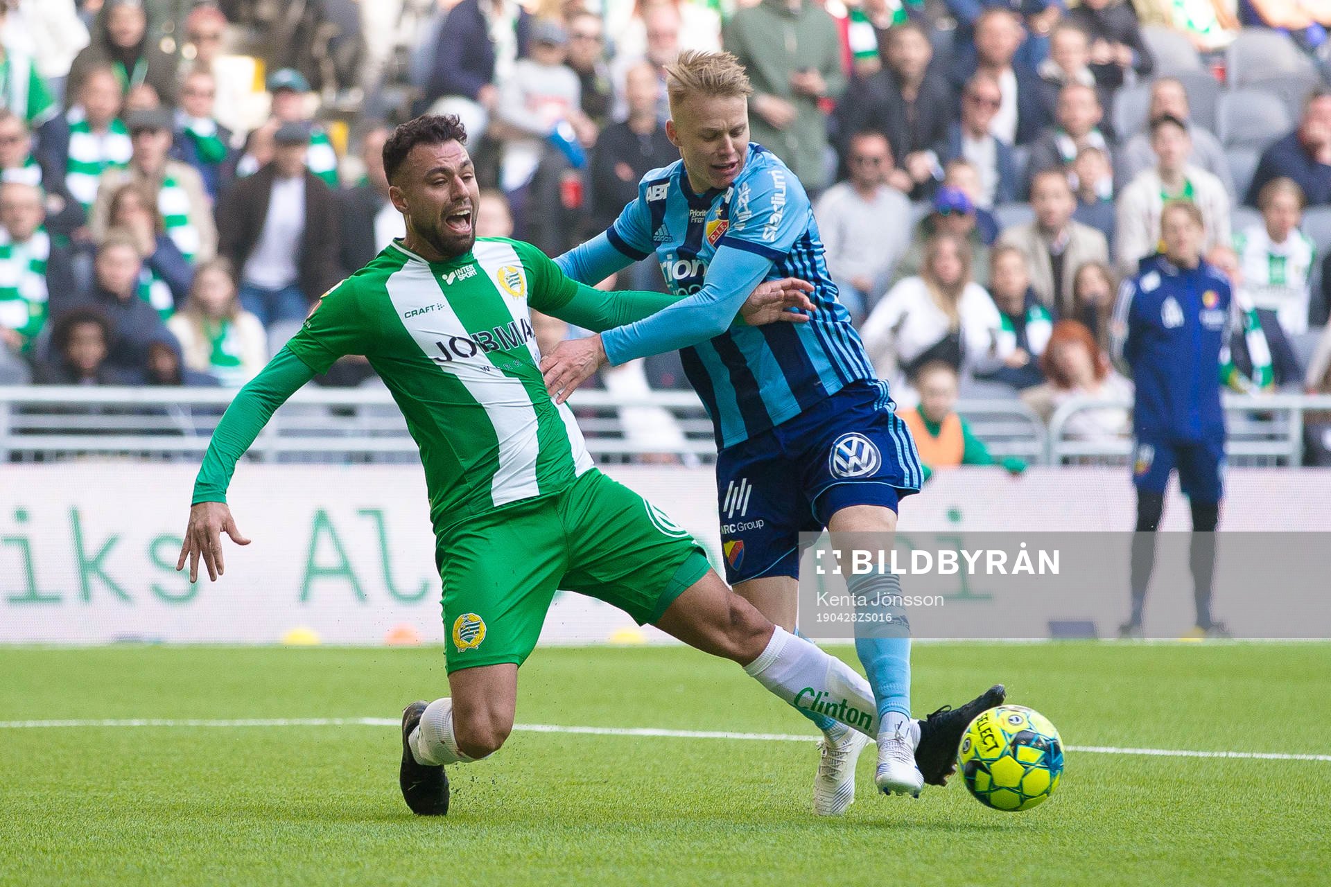 Hammarbys spelare jublar