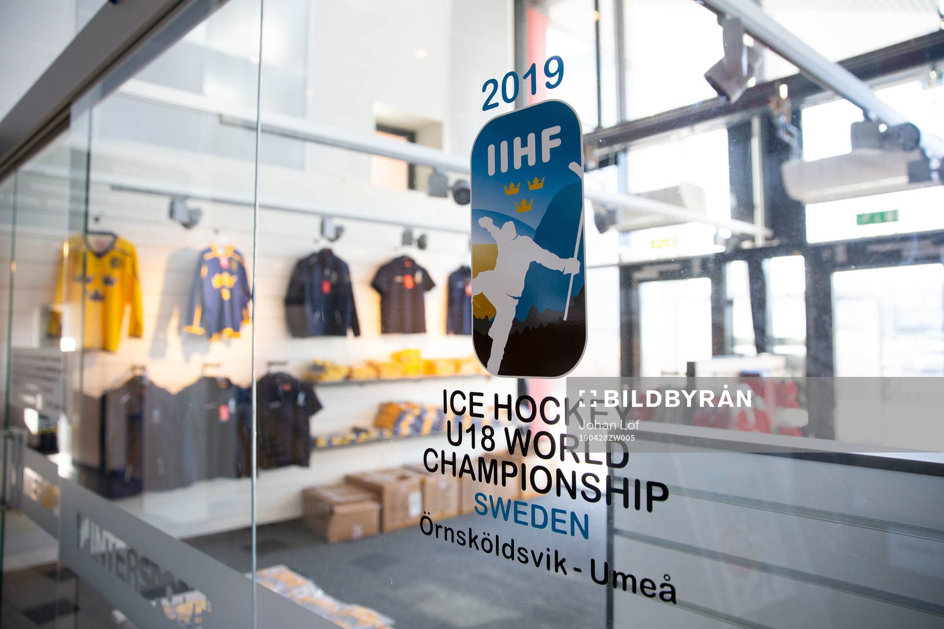 IIHF loggo ahead the IIHF U18 World Championship final game
