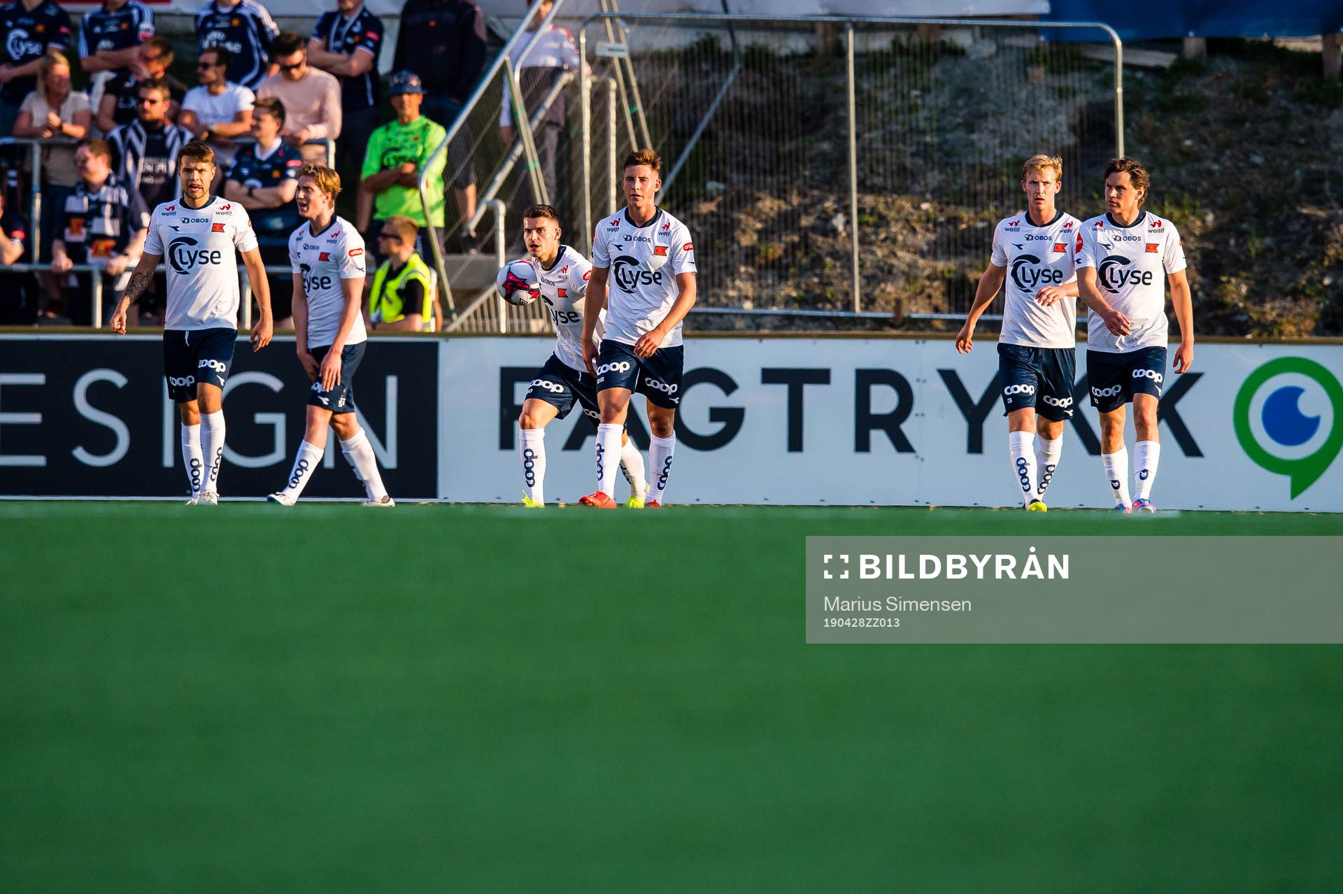 Players of Viking looks dejected