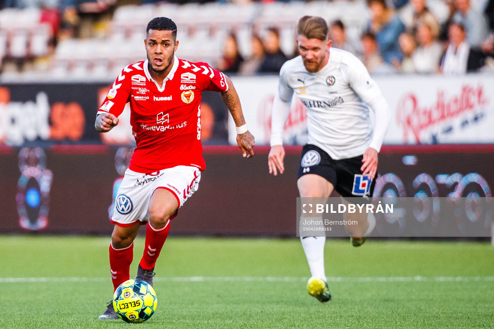 Kalmars Emaxwell Souza de Lima och Örebros Michael