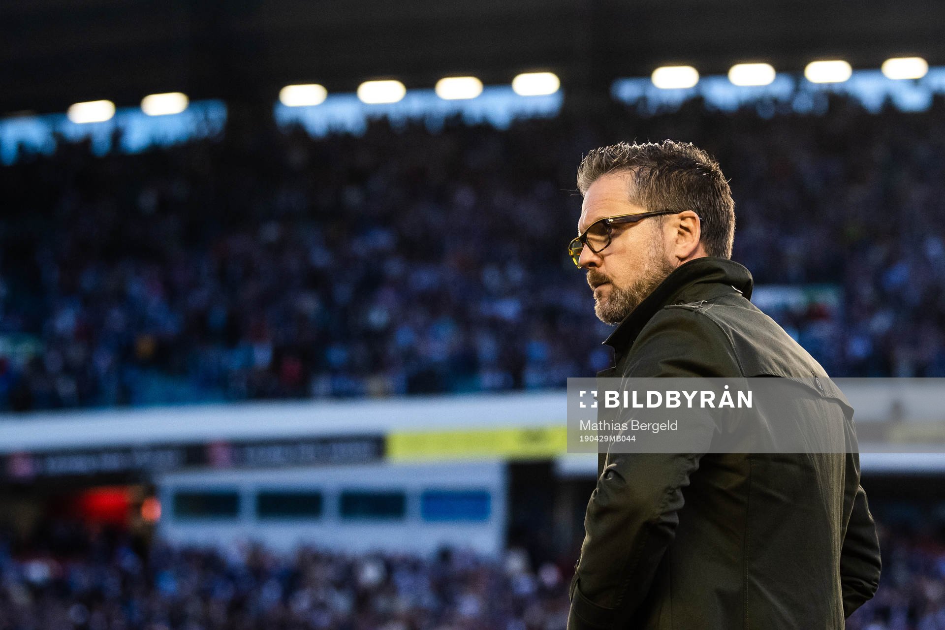 s tränare Rikard Norling deppar