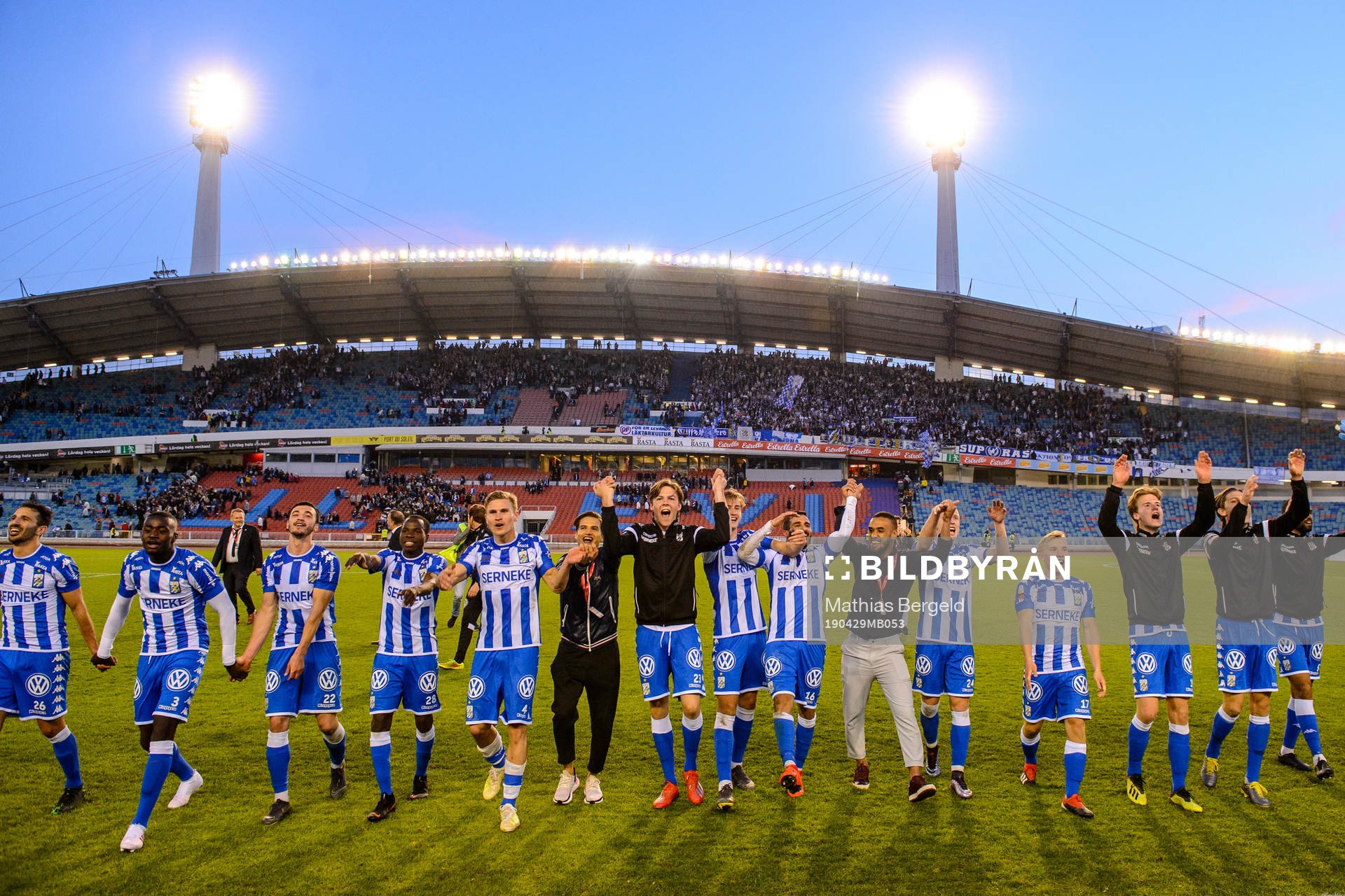 IFK Göteborgs spelare jublar