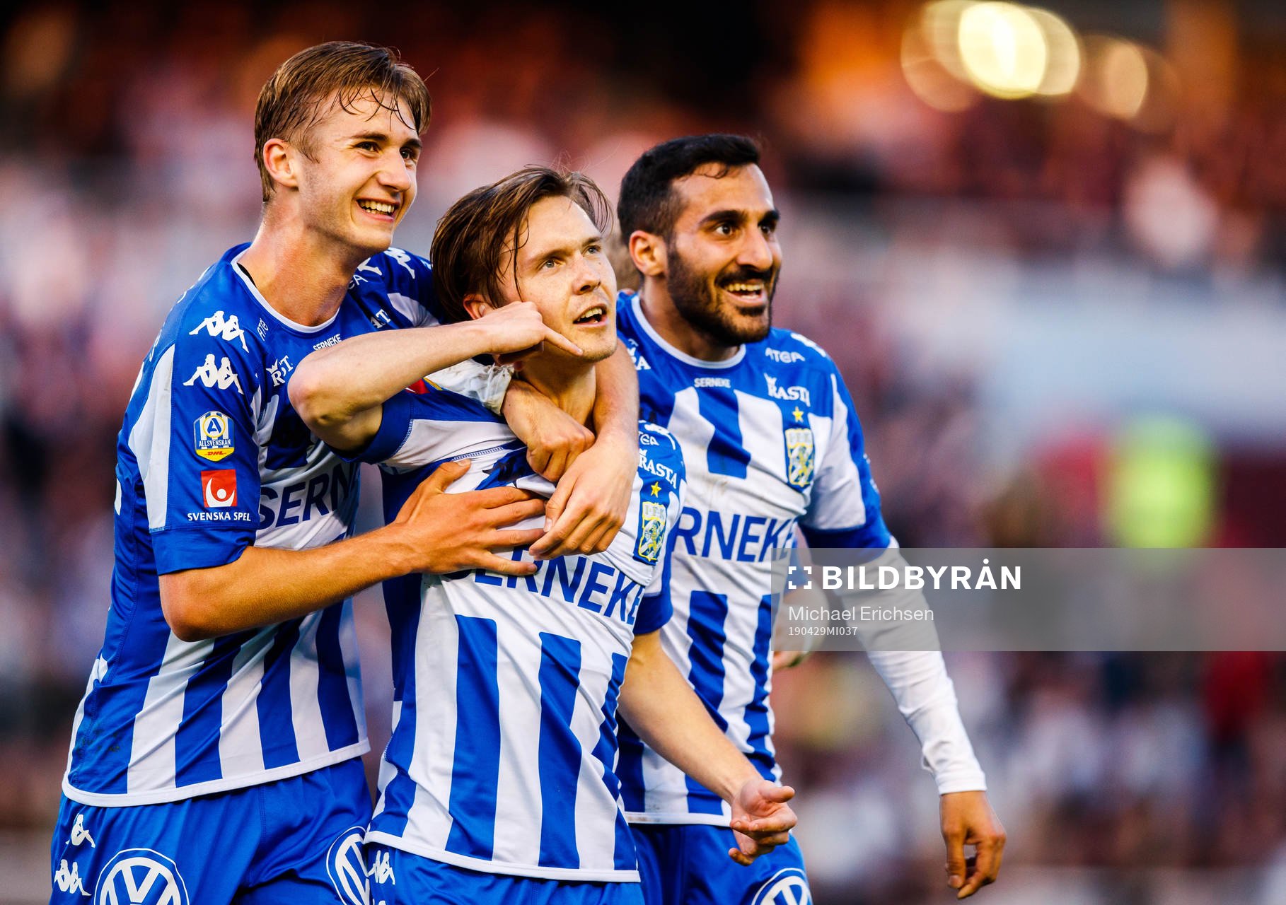 IFK Göteborgs Patrik Karlsson Lagemyr jublar med Benjamin