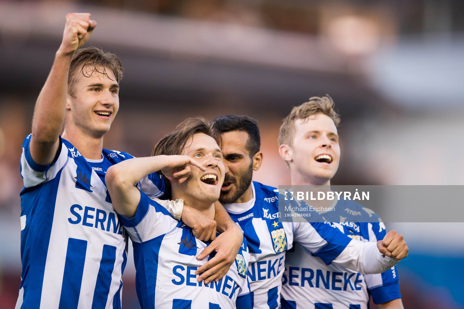 IFK Göteborgs Patrik Karlsson Lagemyr jublar ihop med