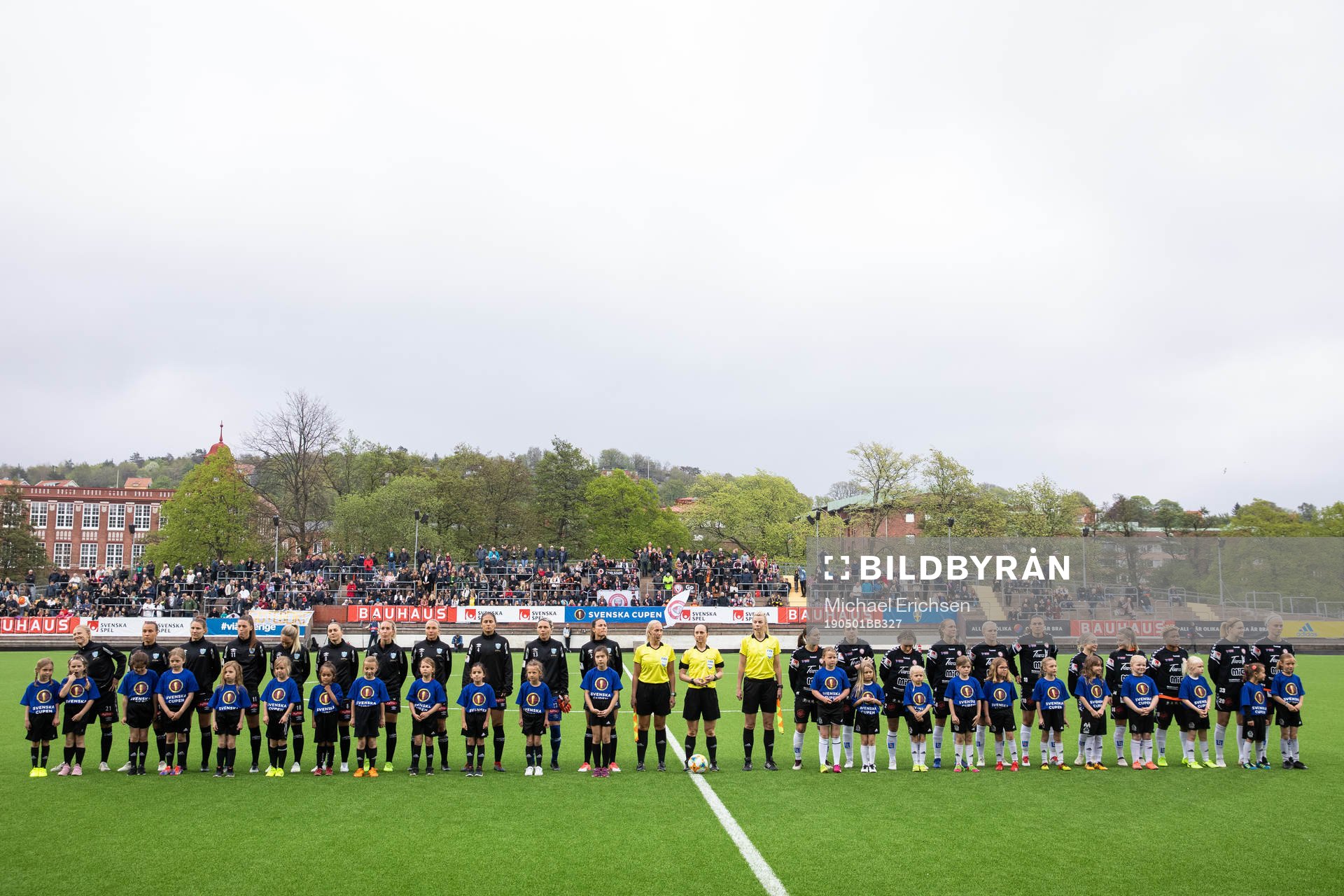 Göteborgs och Kristianstads spelare vid line up