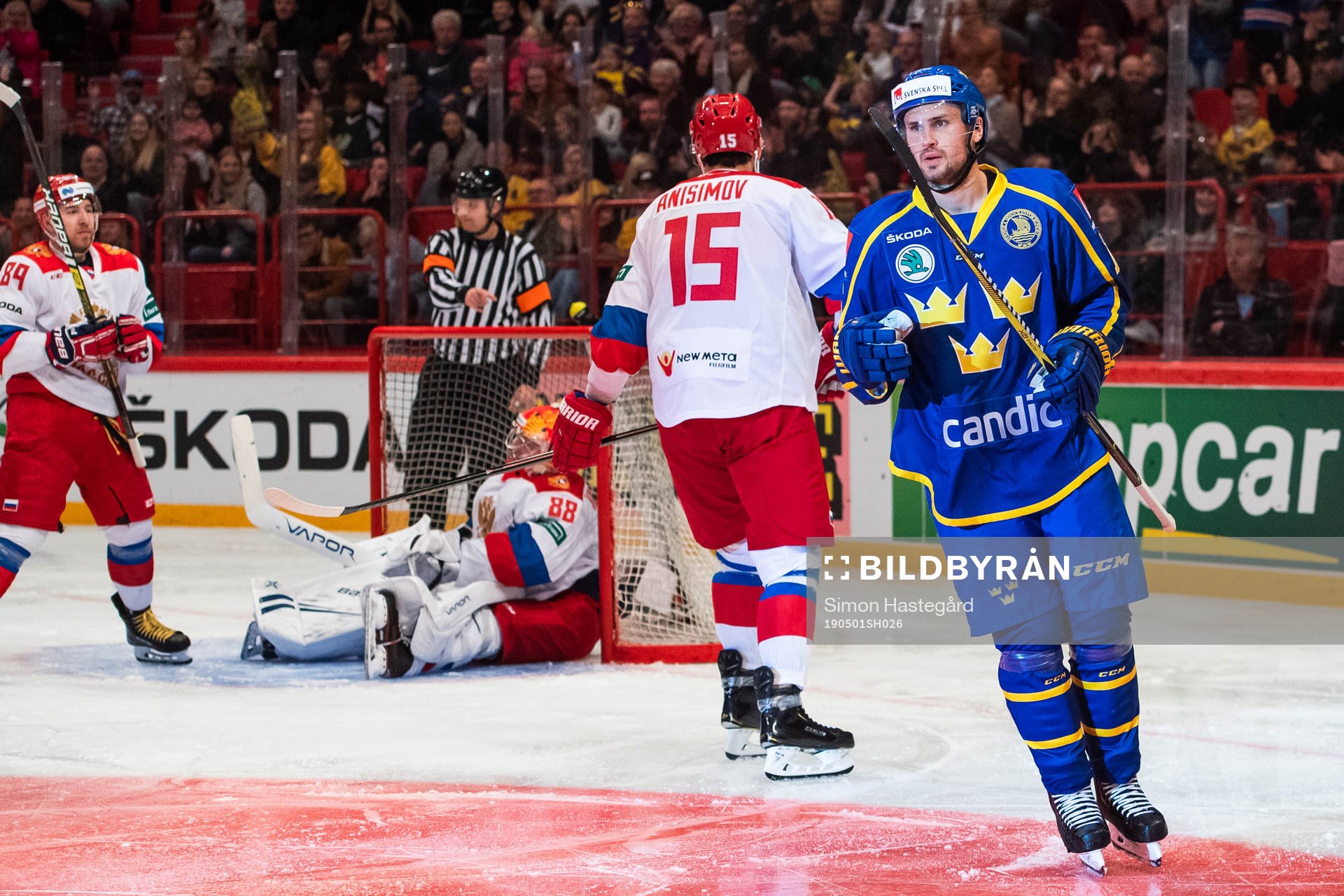 Marcus Krüger of Sweden celebrates scoring 3-1