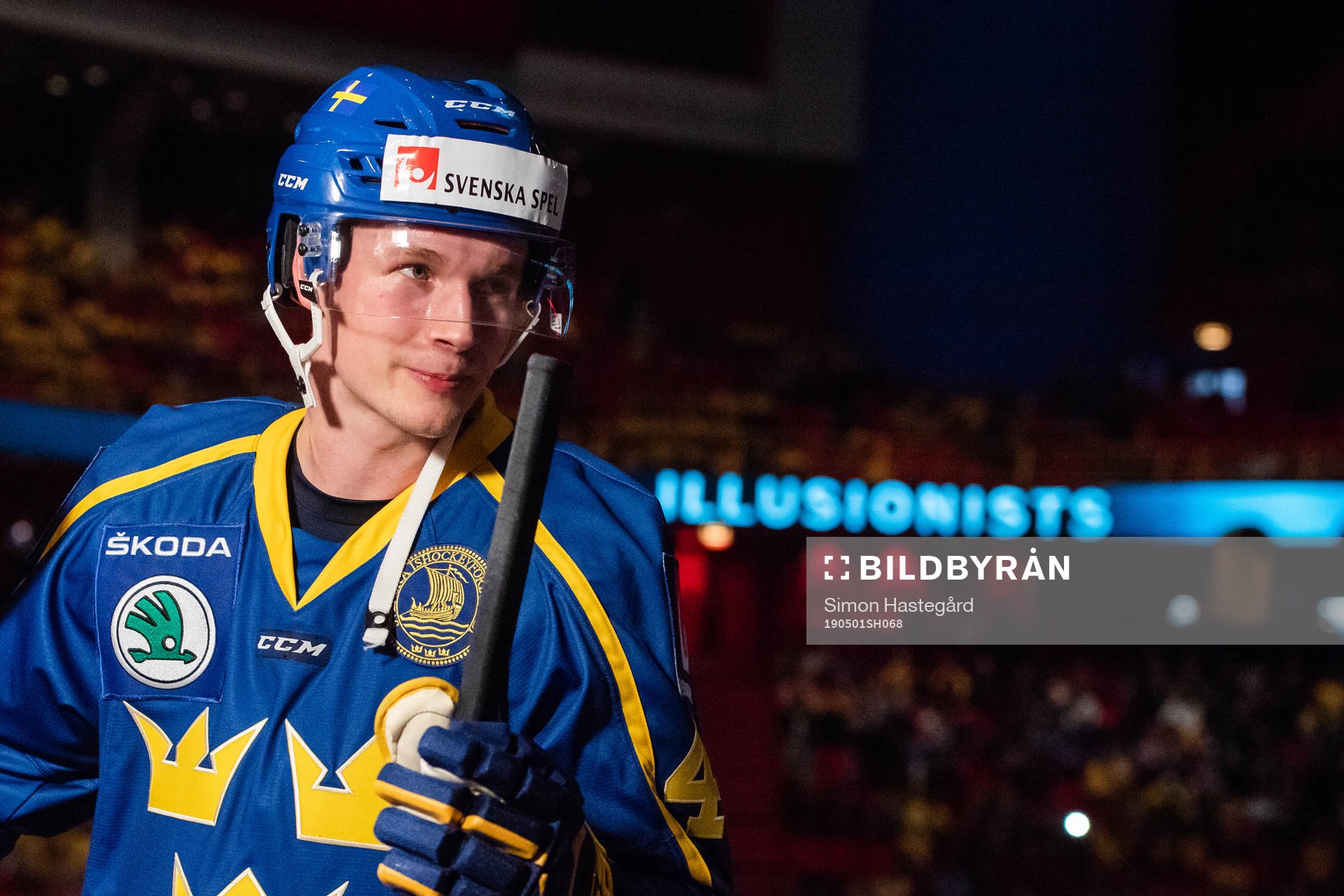 Elias Pettersson of Sweden