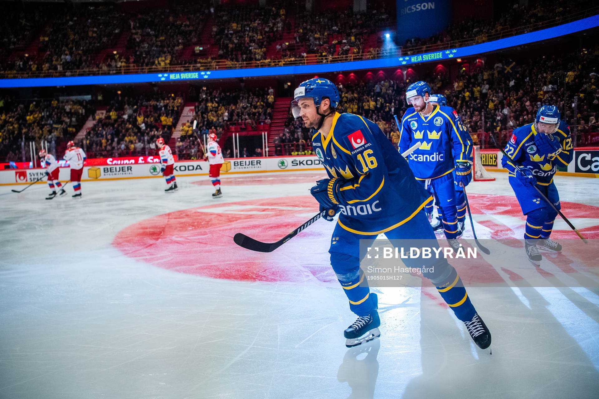 Marcus Krüger of Sweden celebrates the 3-1 goal
