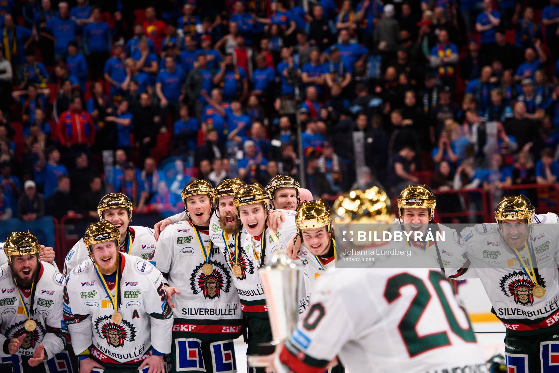 Frölundas Joel Lundqvist höjer pokalen Le Mat