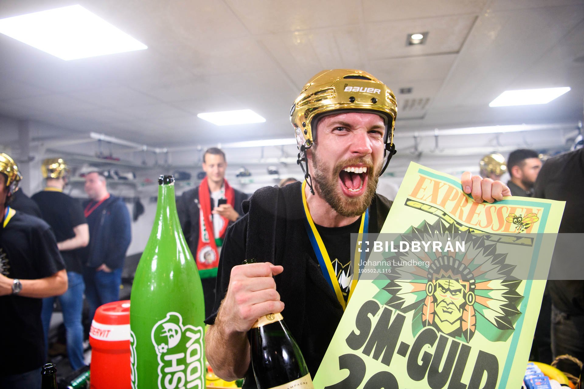 Frölundas Brandon Gormley jublar i omklädningsrummet