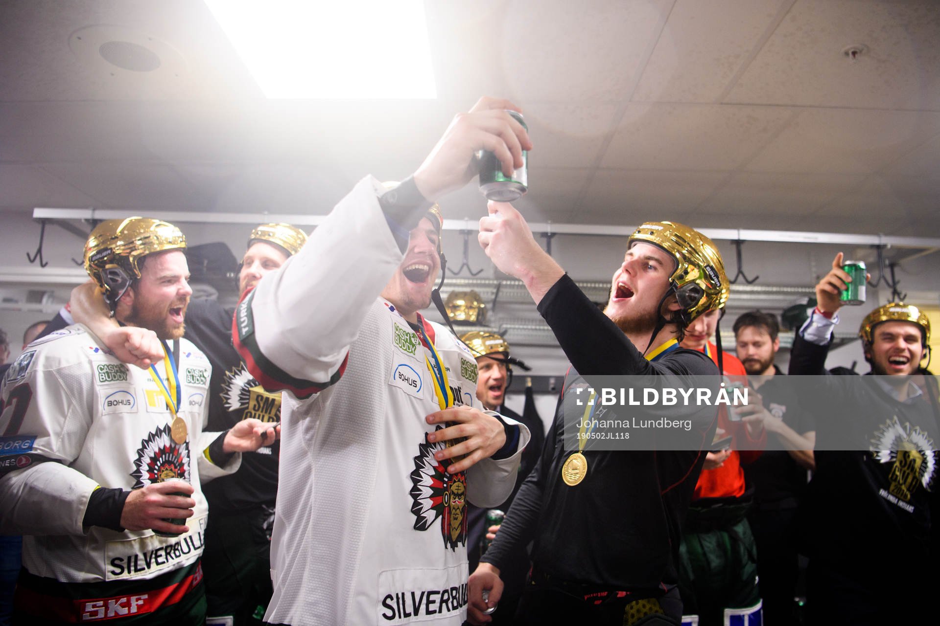Frölundas Samuel Fagemo jublar i omklädningsrummet