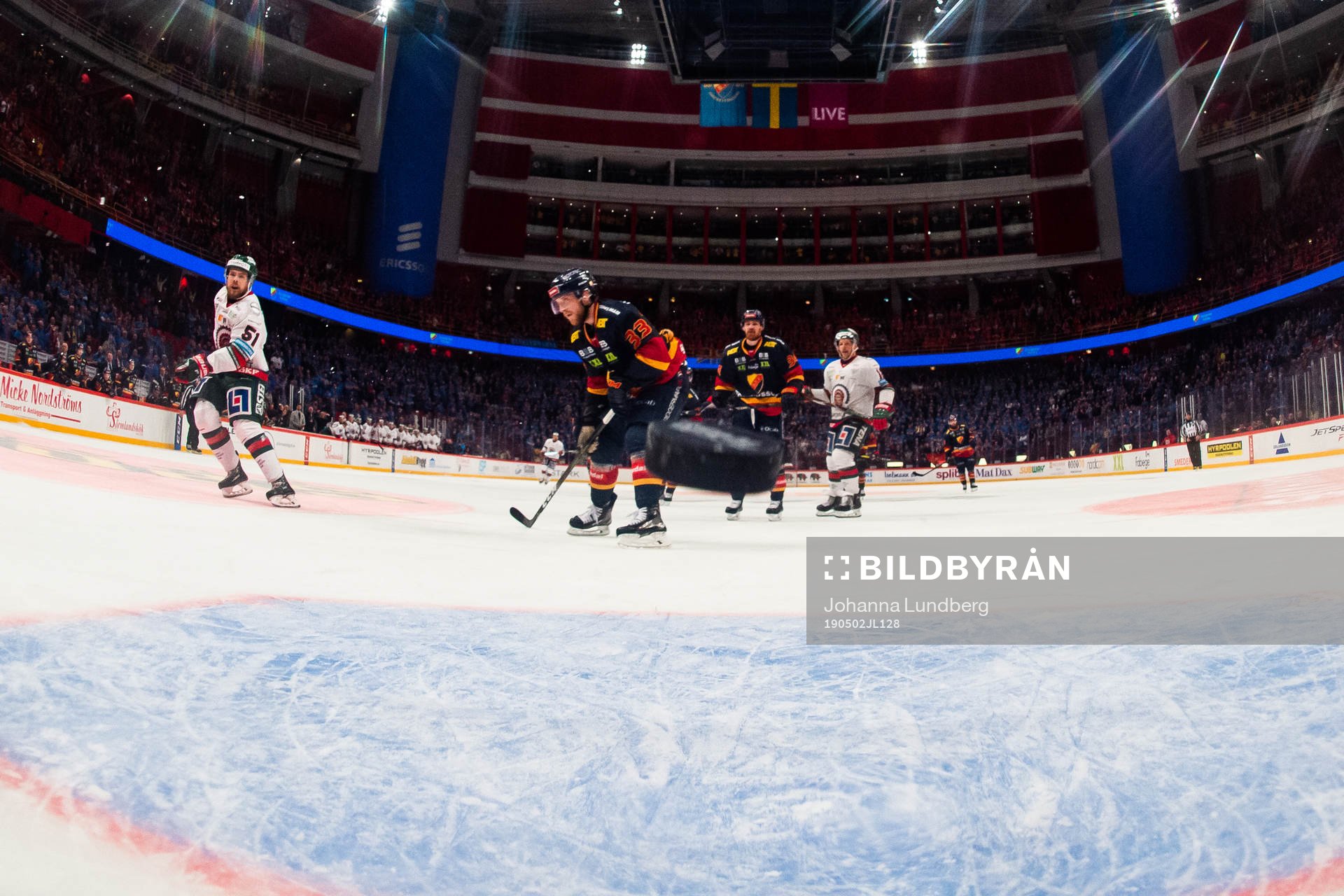 Frölundas Mats Rosseli Olsen (ej i bild) gör 2-6 i tom