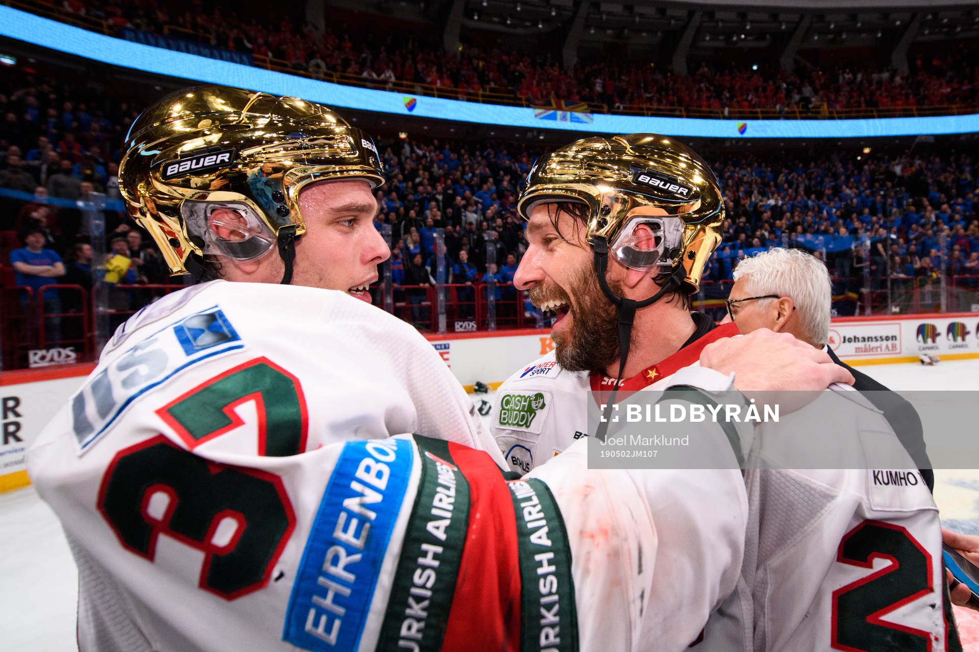 Frölundas målvakt Johan Gustafsson och Joel Lundqvist
