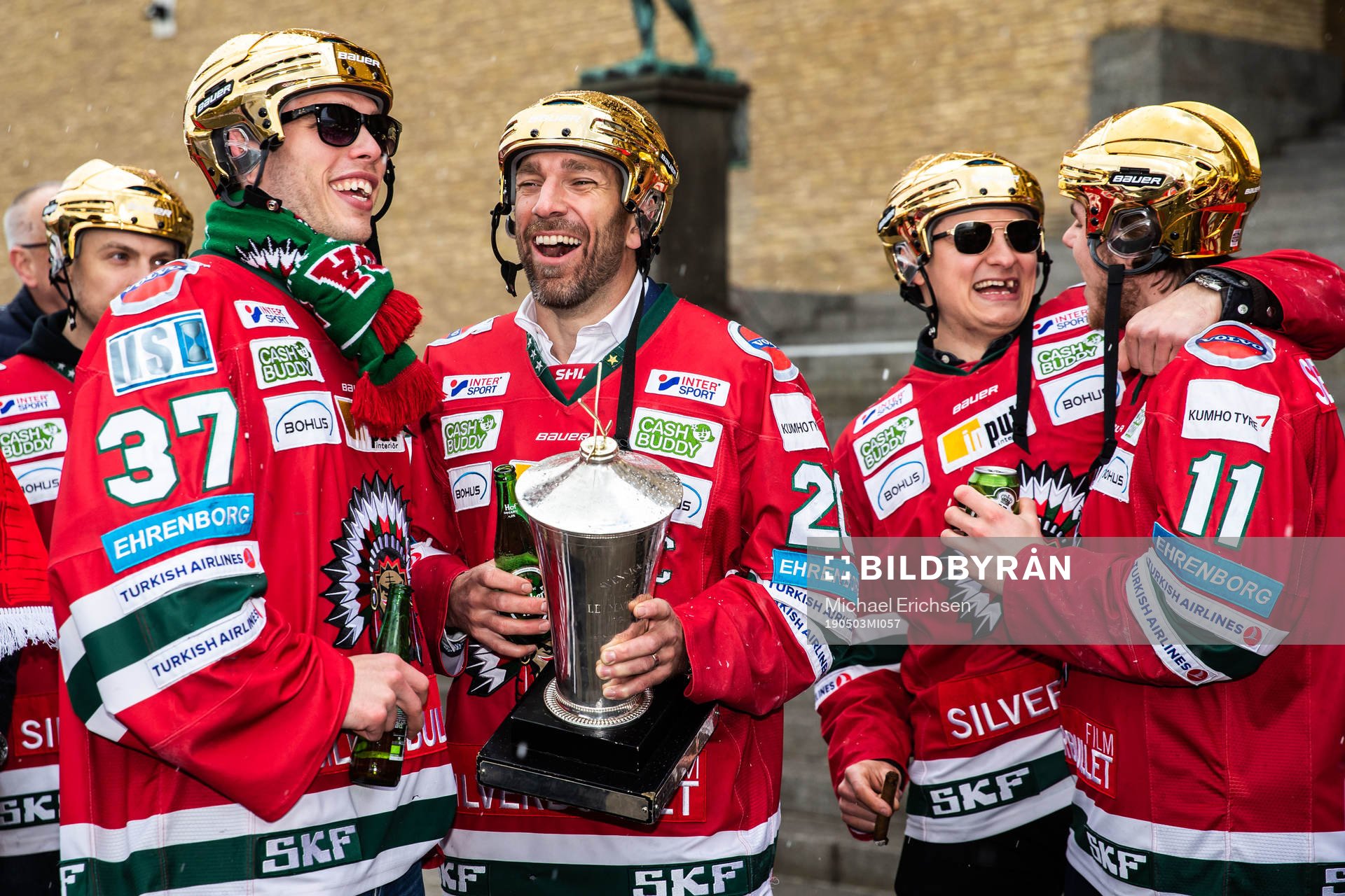 Målvakt Johan Gustafsson, Joel Lundqvist och Samuel Fagemo