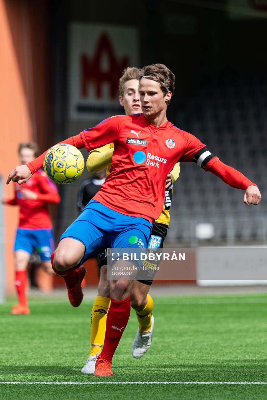 Helsingborgs Alex Sjöholm och Elfsborgs Jack Cooper Love
