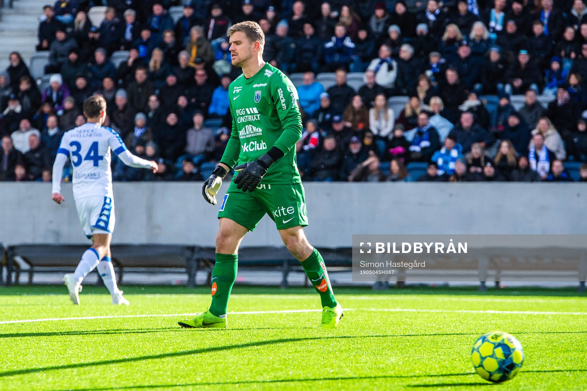 Sirius målvakt Lukas Jonsson deppar