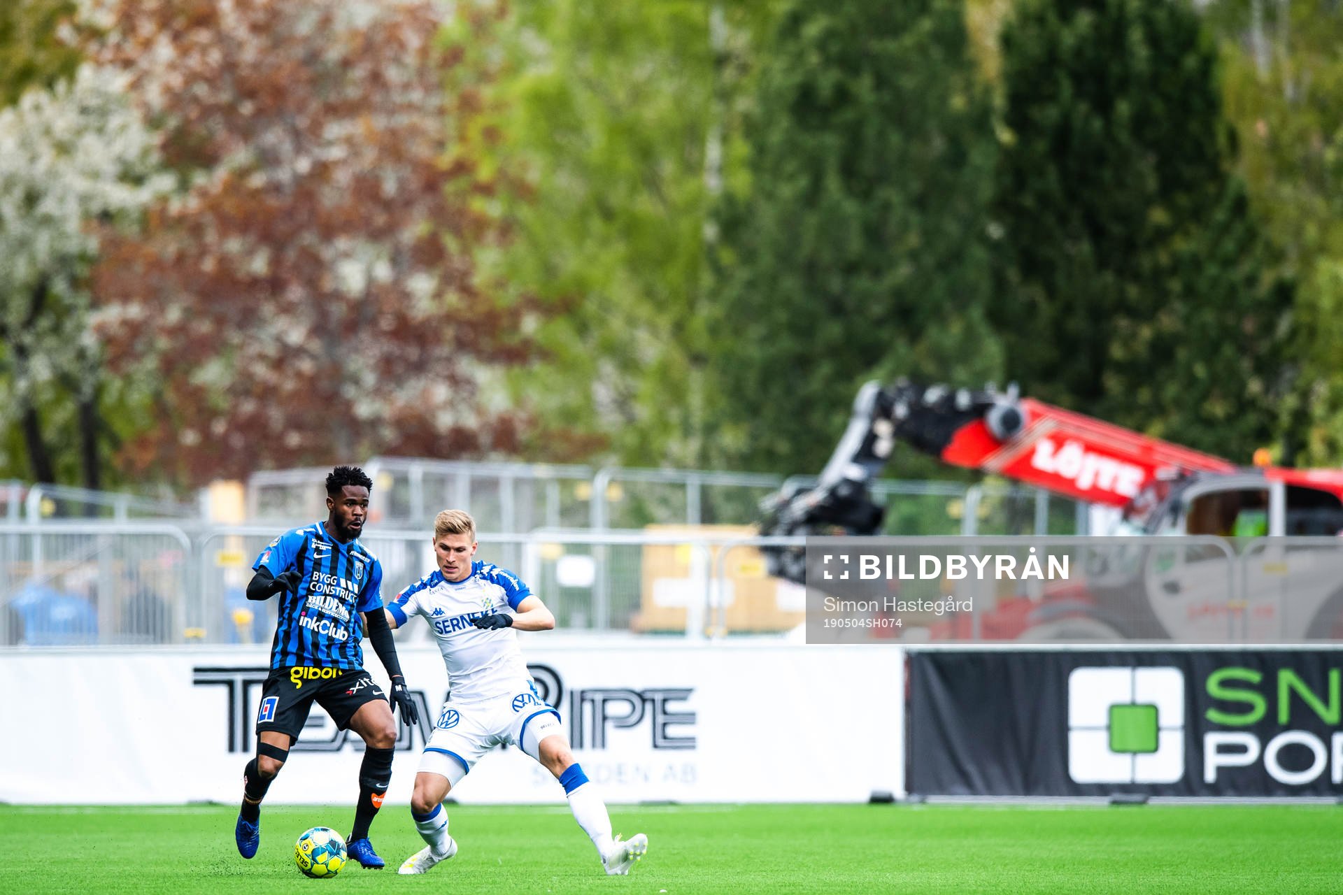 Sirius Abdul Razak och IFK Göteborgs Carl Starfelt