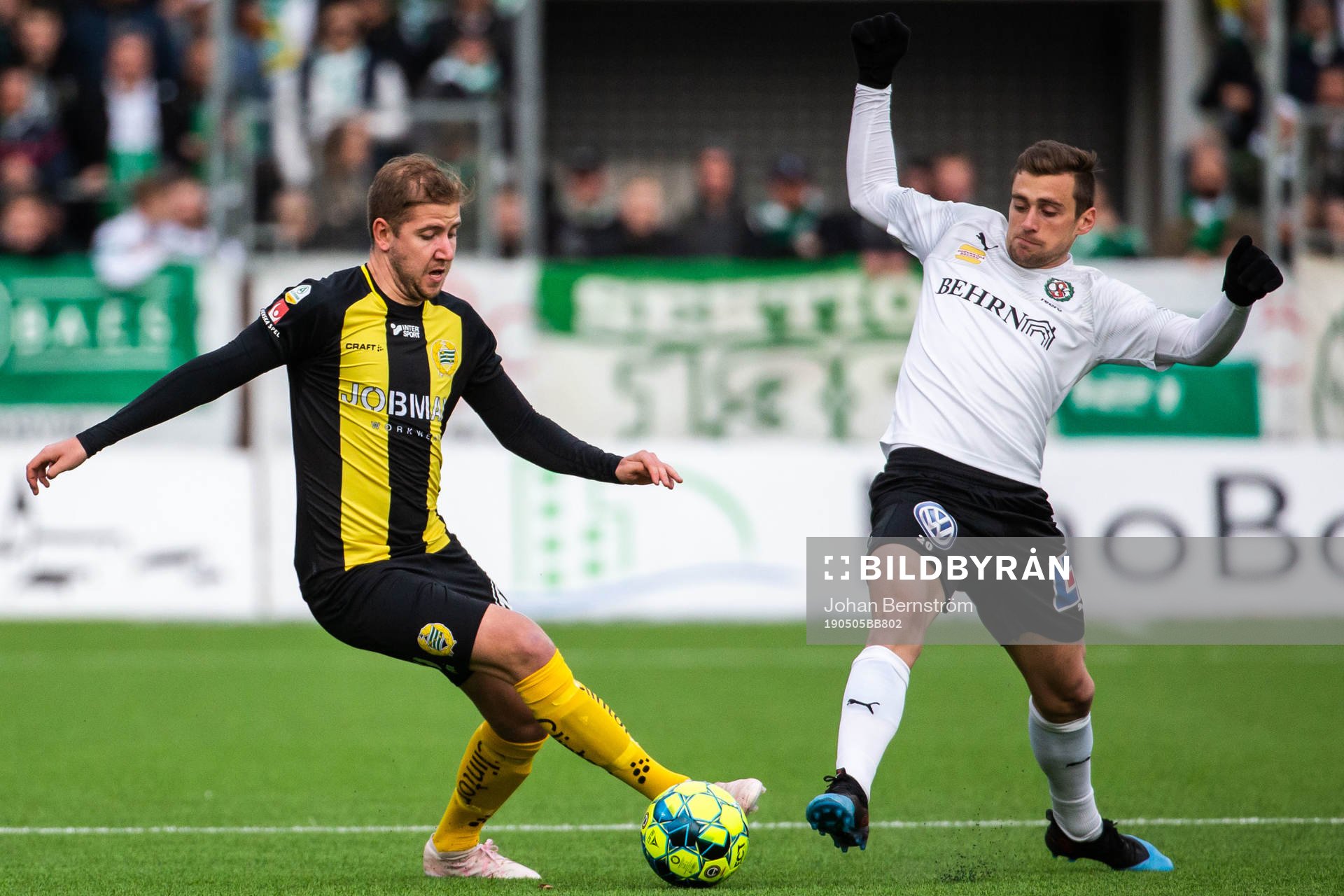 Hammarbys Darijan Bojanic och Örebros Filip Rogic