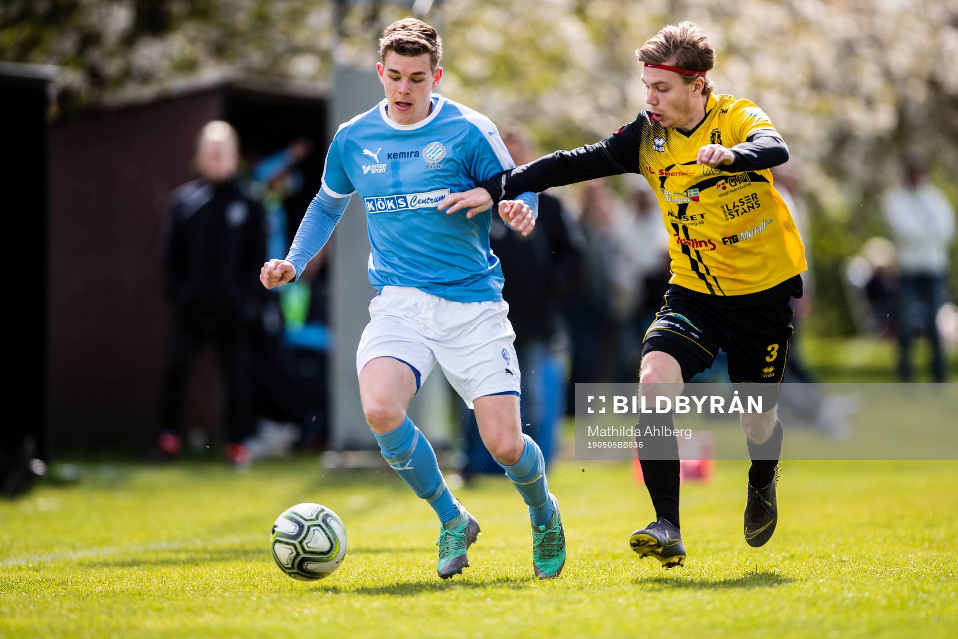 Råås Filip Svensson och Gnosjös Linus Hägg