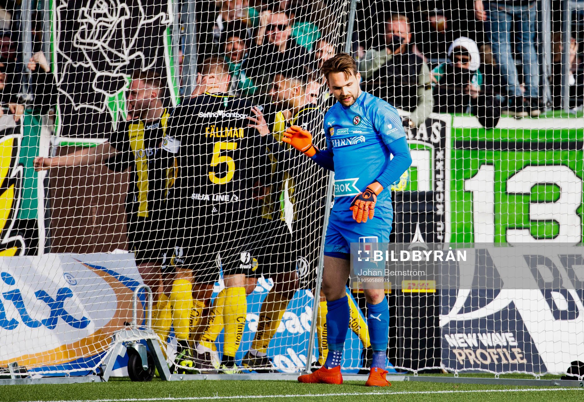 Hammarbys David Fällman gör 0-1 och Örebros målvakt