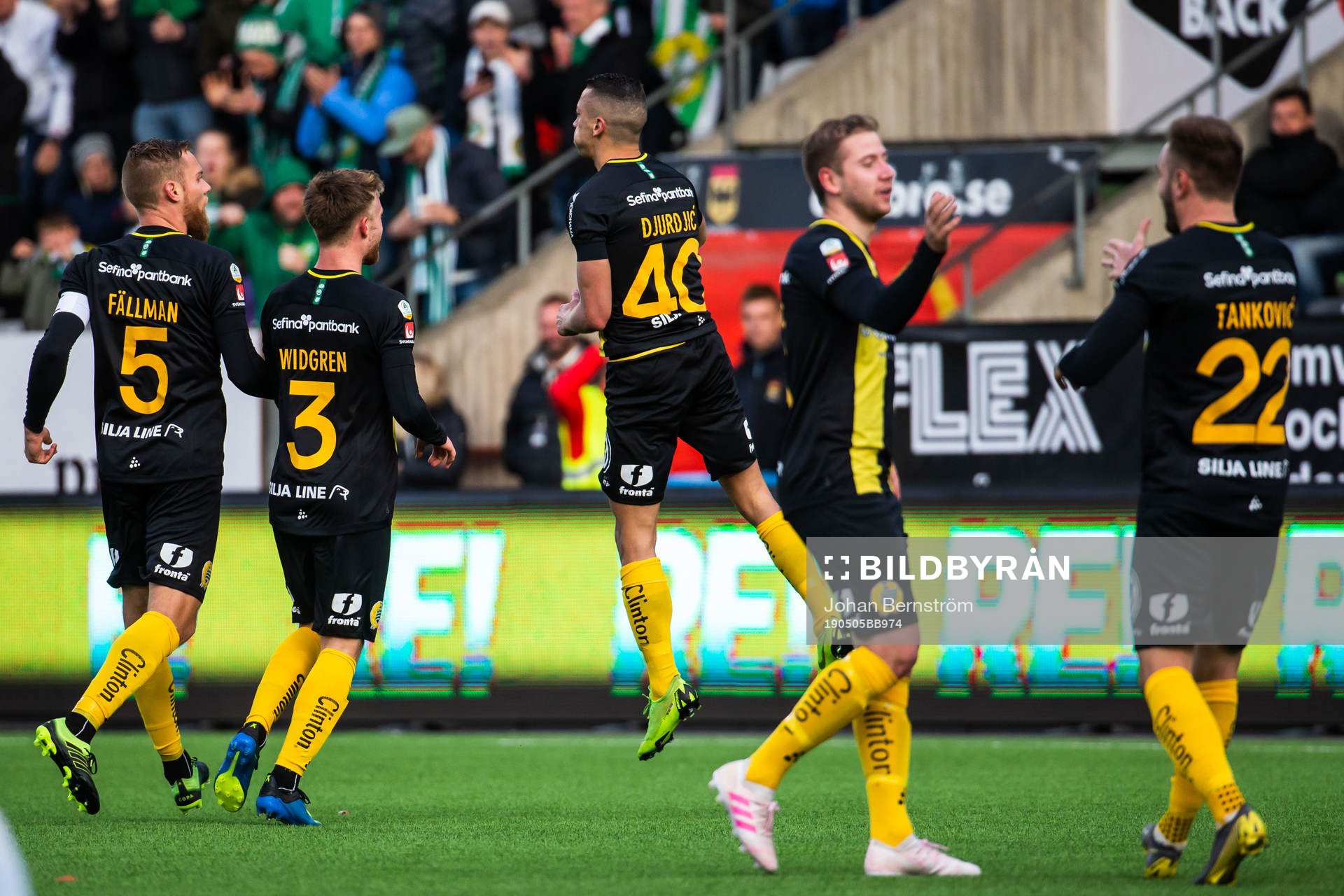 Hammarbys Nikola Djurdjic jublar med David Fällman, Dennis