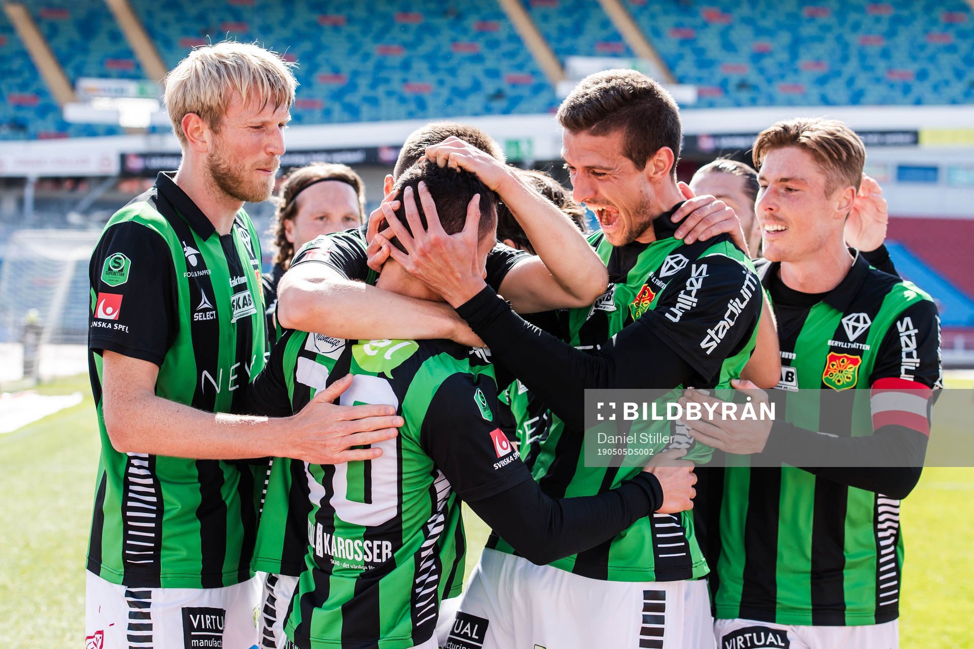 GAIS Predrag Randelovic jublar med lagkamrater