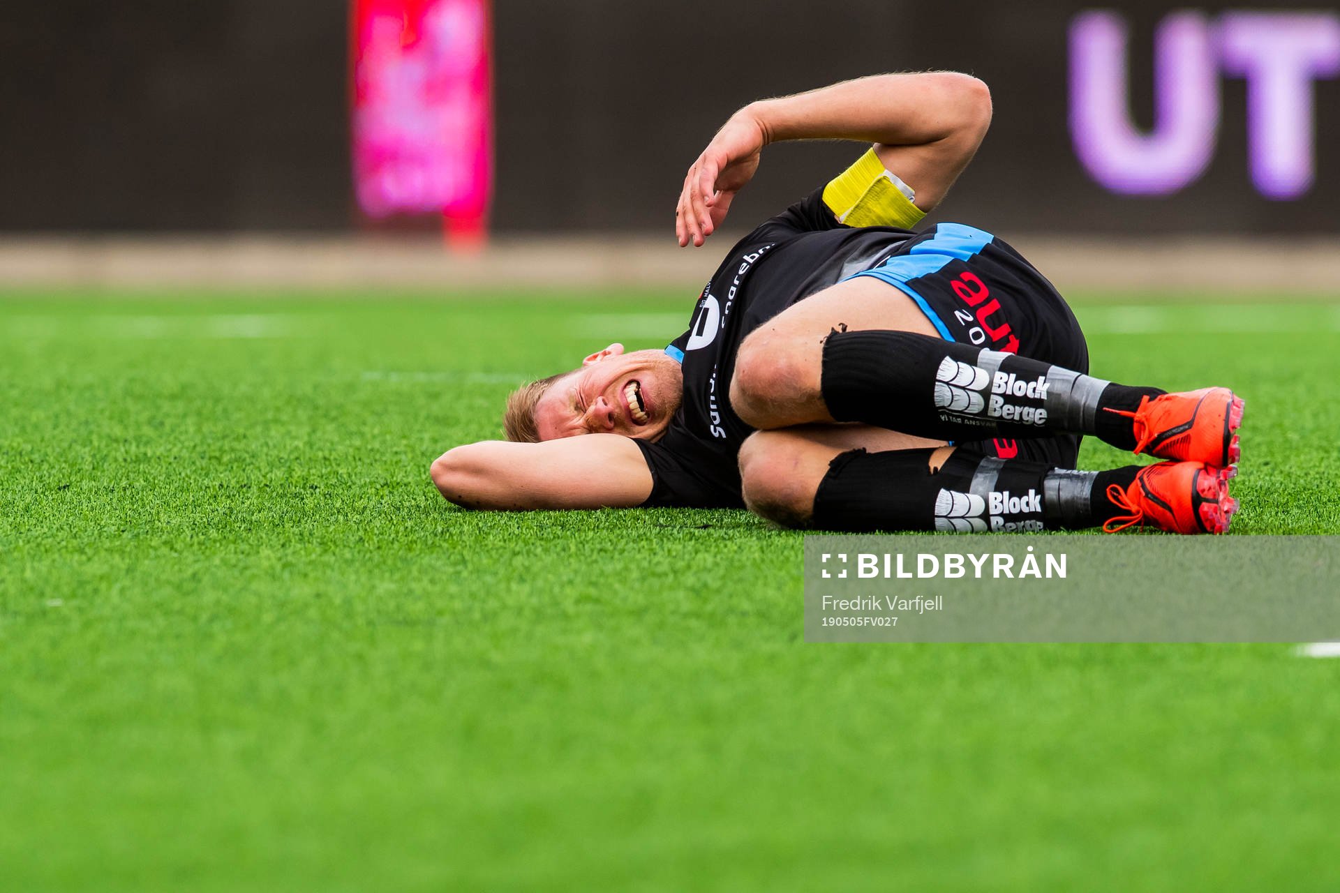 Kent Håvard Eriksen of Sandnes Ulf with an injury