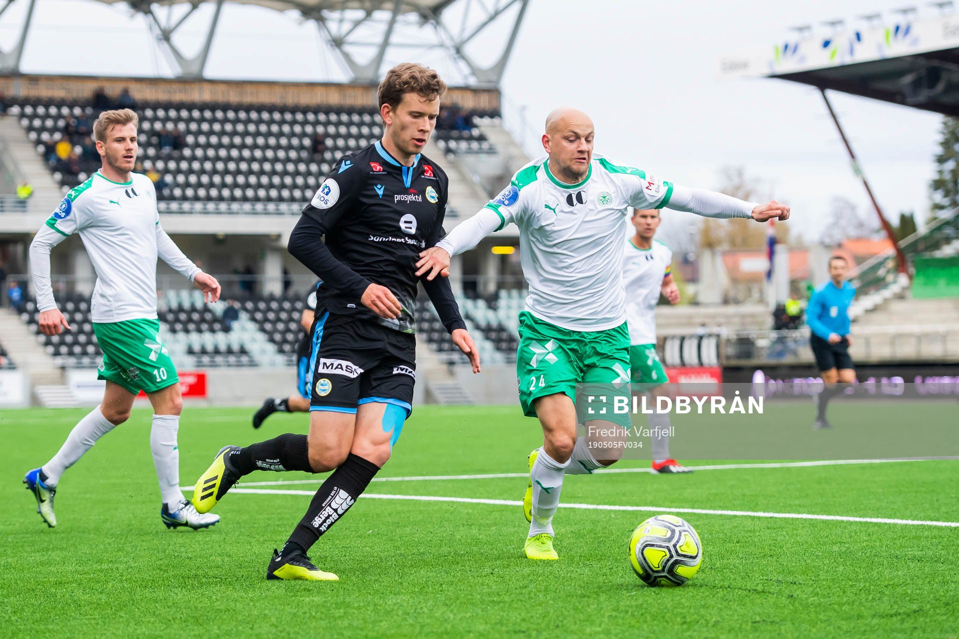 Vegard Østraat Erlien of Sandnes Ulf and Hans Norbye of