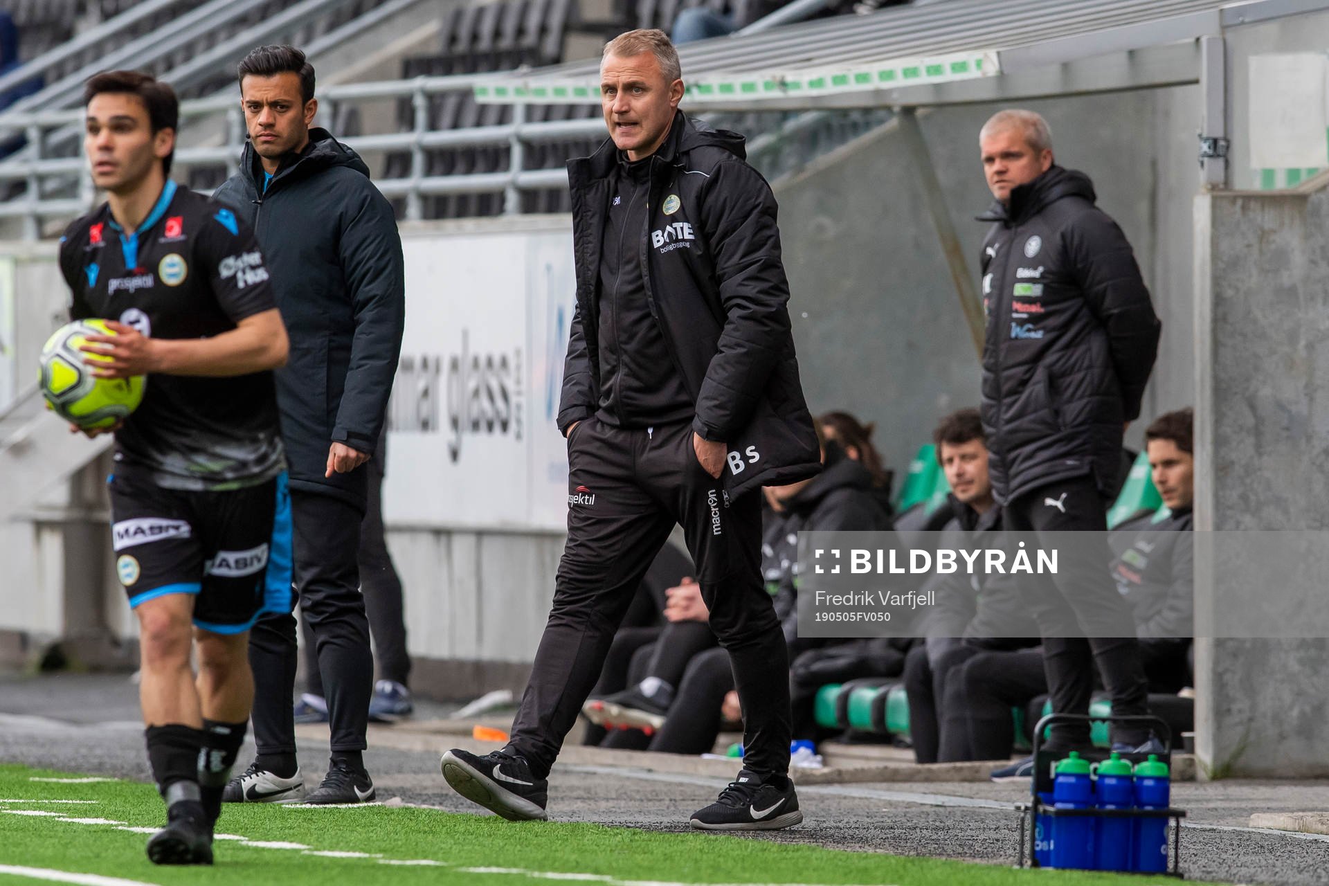Simón Colina of Sandnes Ulf, Bengt Sæternes, head coach