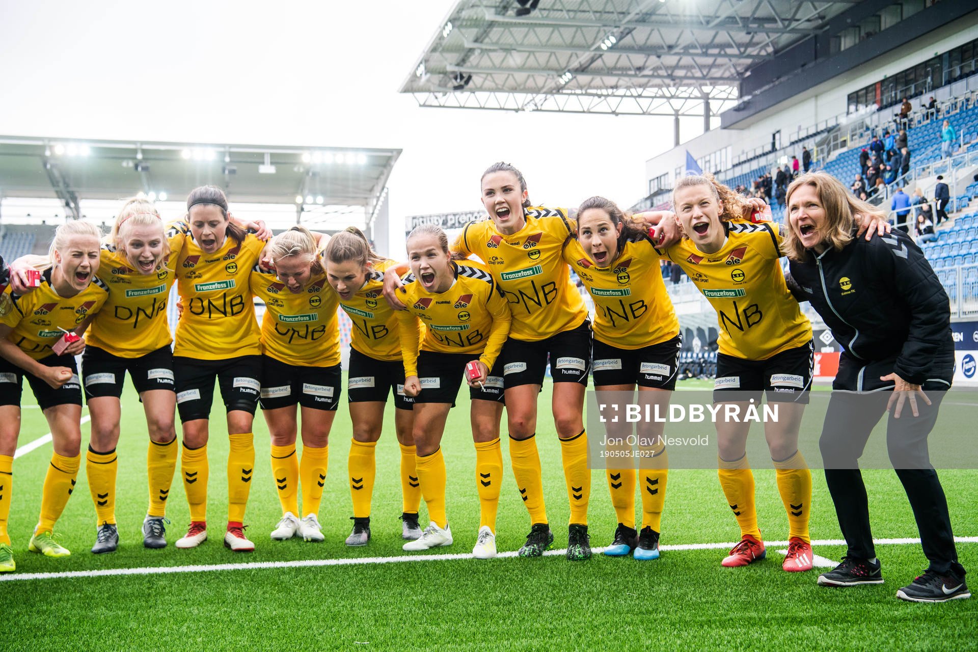 Hege Riise, head coach of LSK Kvinner celebrates with