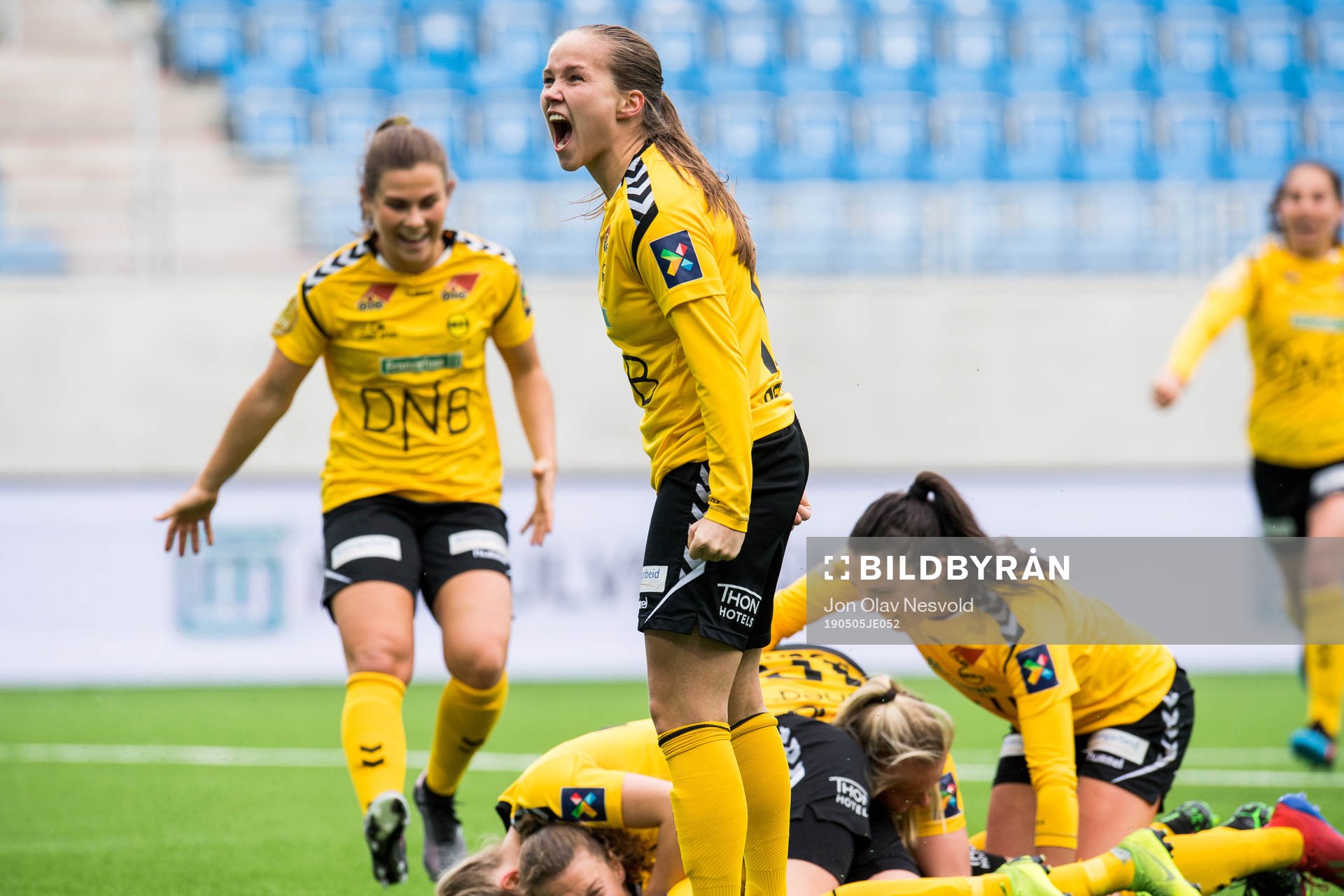Guro Reiten of LSK Kvinner celebrates