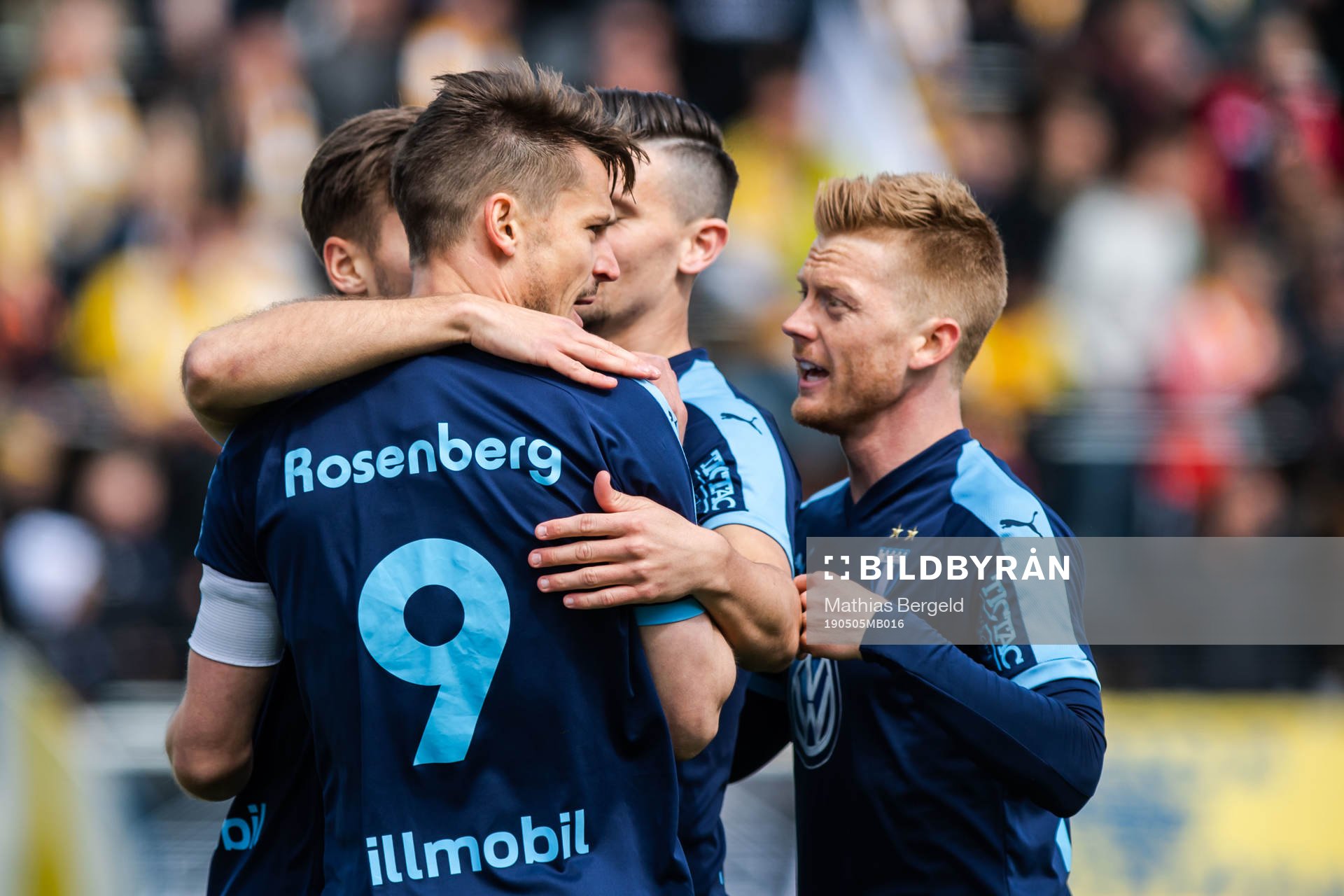 Malmö FFs Markus Rosenberg jublar med lagkamrater