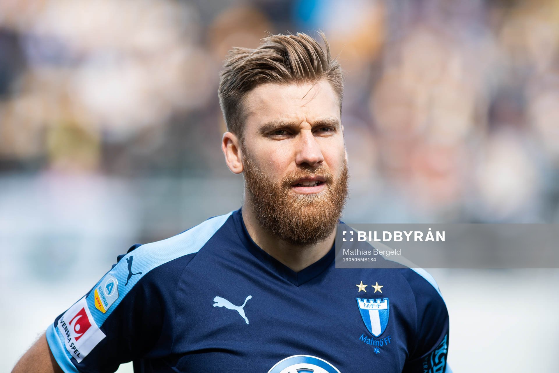 Malmö FFs Rasmus Bengtsson vid line up