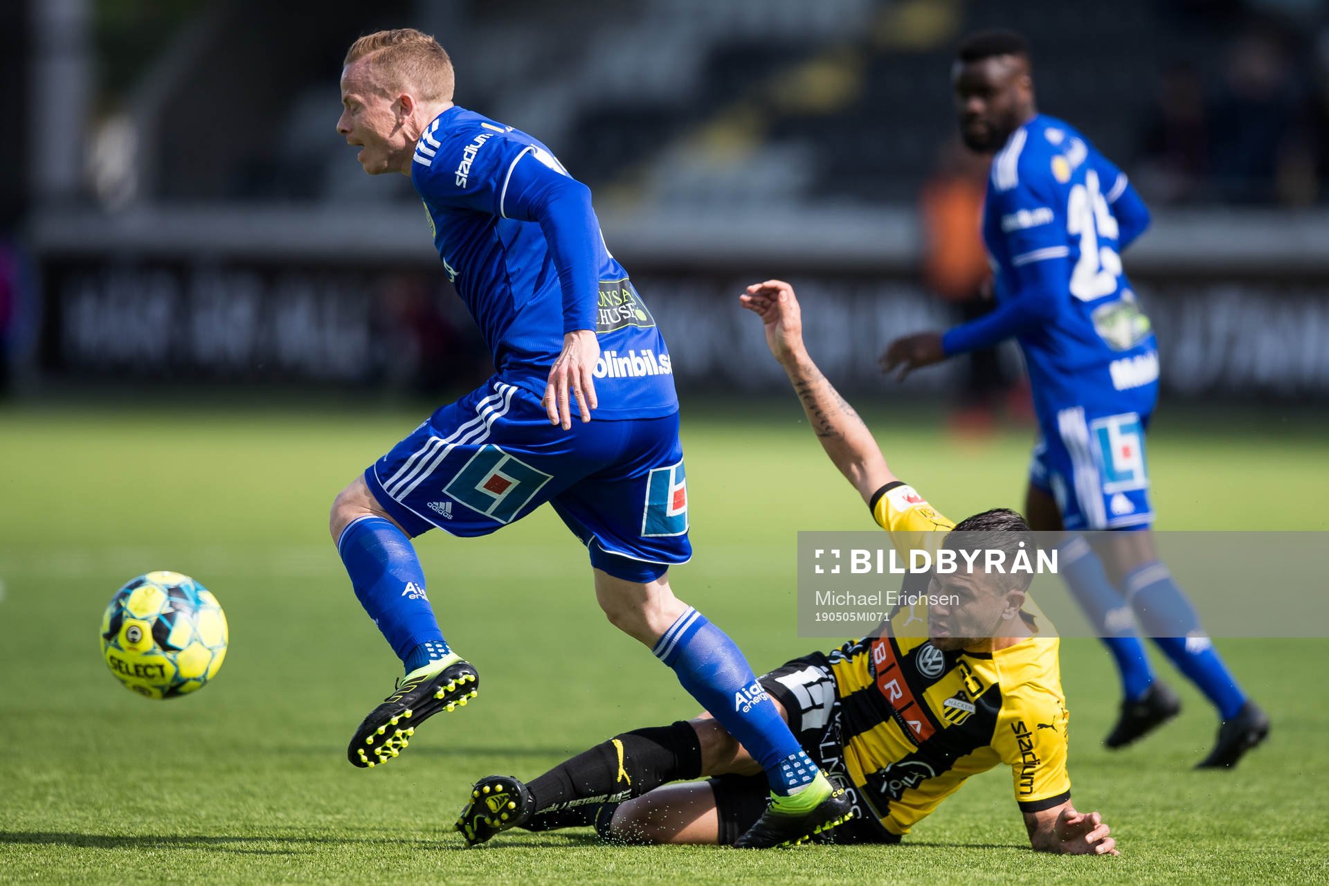 Sundsvalls Tobias Eriksson och Häckens Paulinho