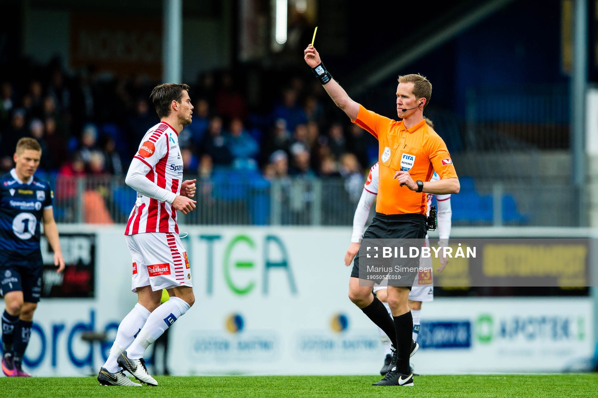 Kristoffer Hagenes, referee, gived Simen Søraunet Wangberg