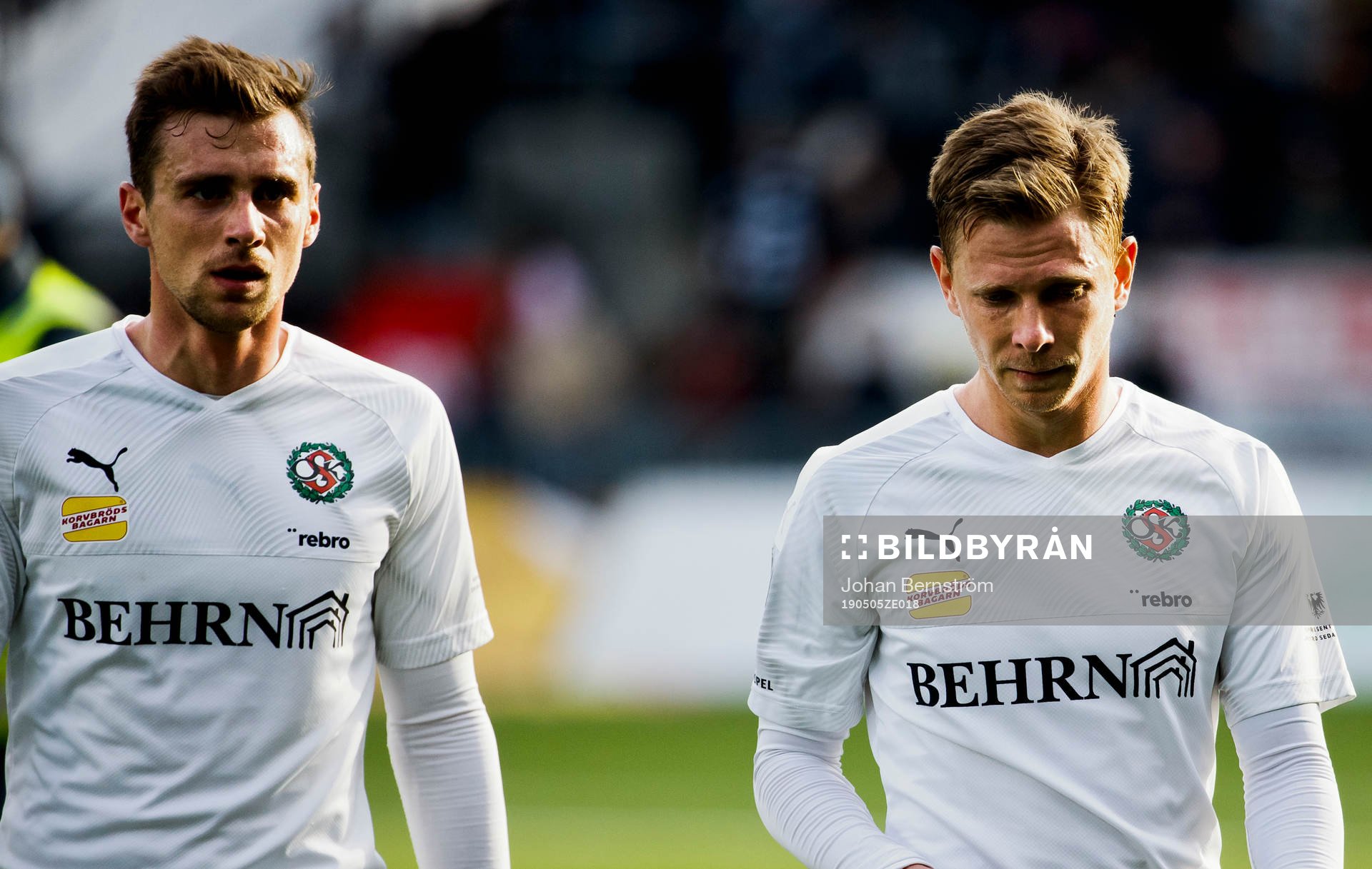 Örebros Filip Rogic och Johan Bertilsson deppar