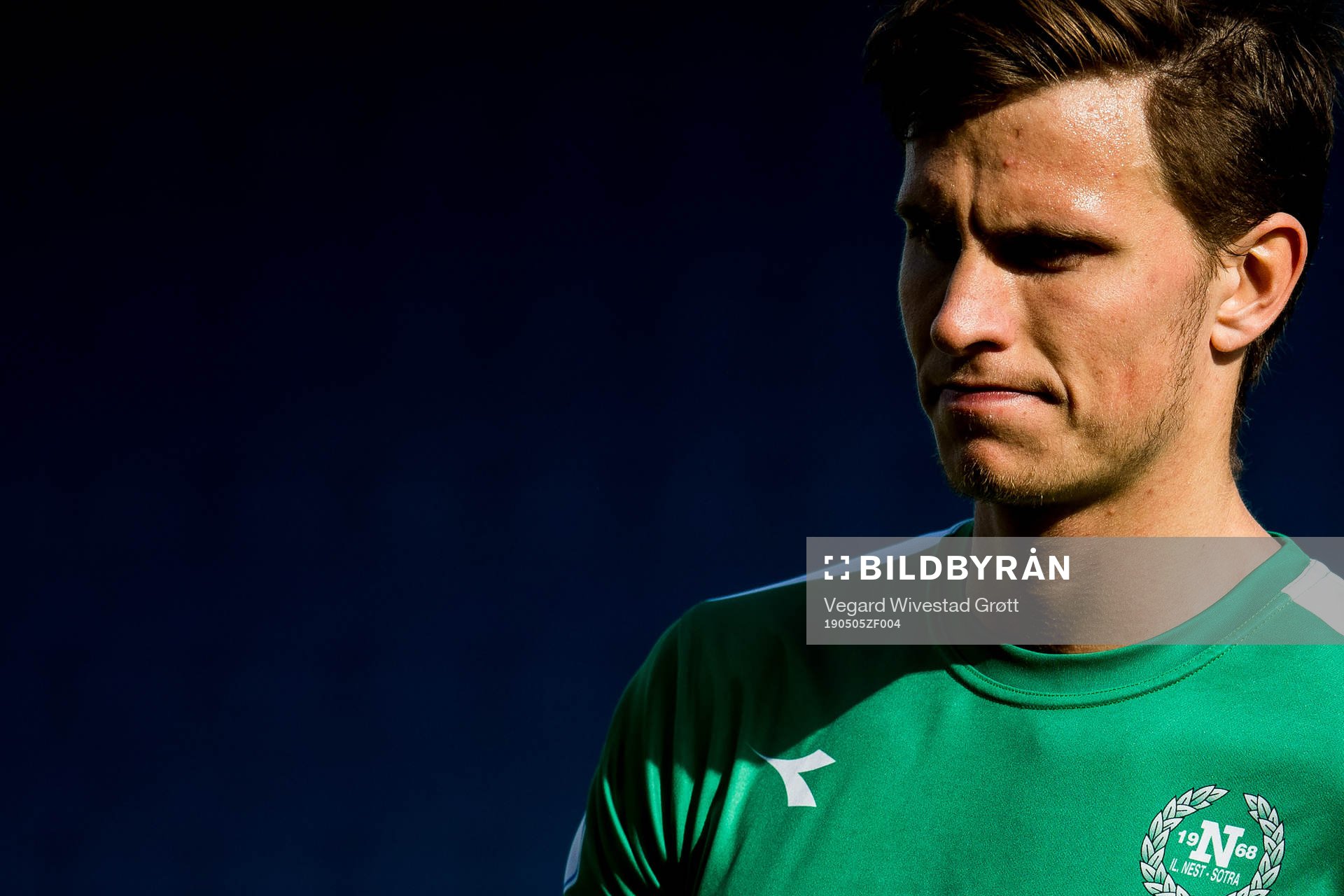 Andreas Hoven of Nest-Sotra looks dejected