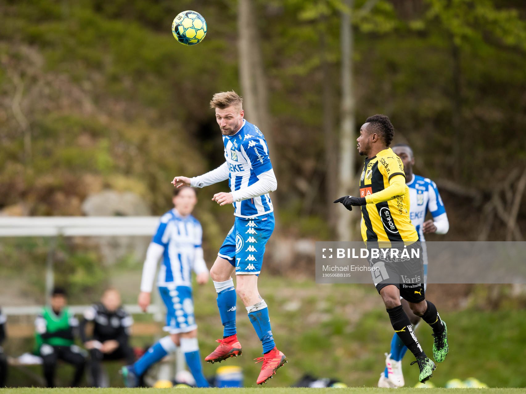 IFK Göteborgs Sebastian Eriksson och Häckens Nasiru