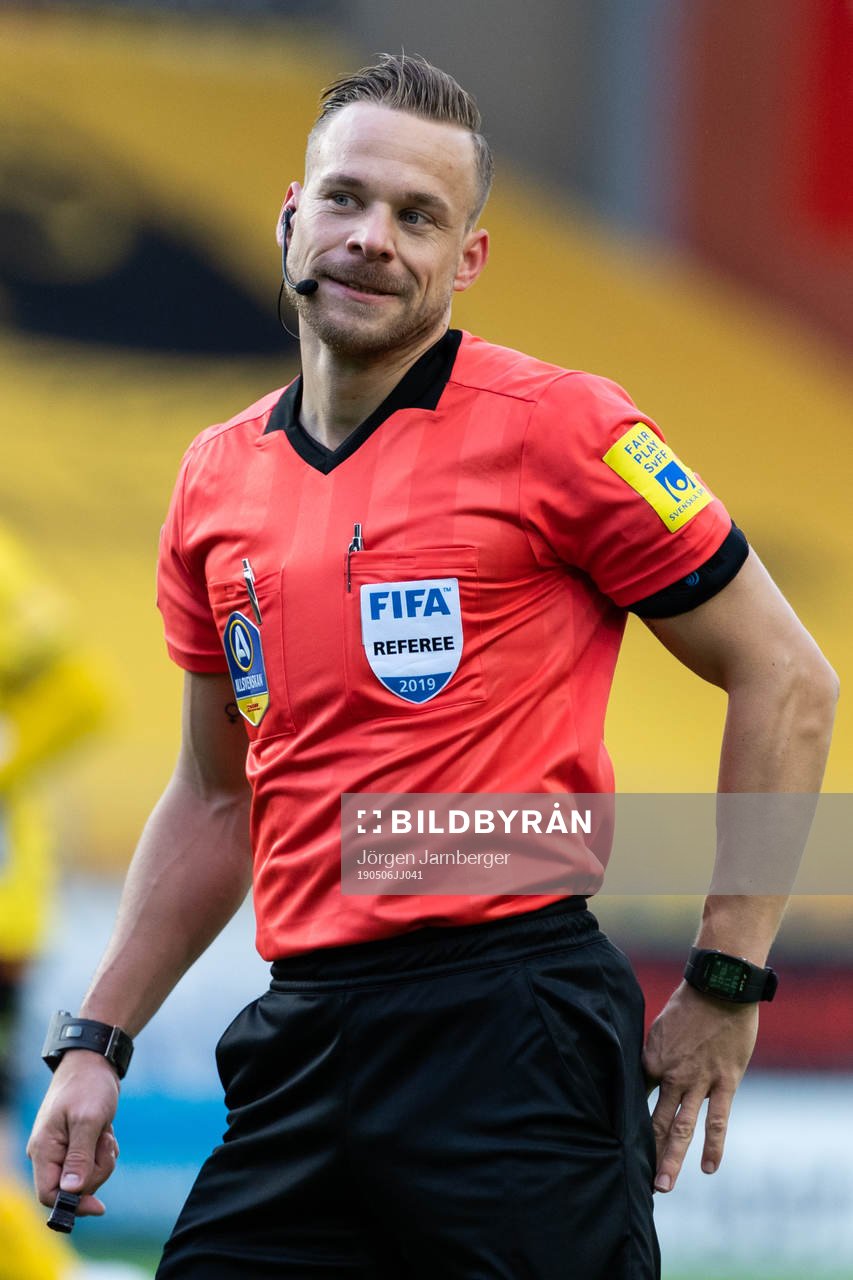 Domare Kristoffer Karlsson