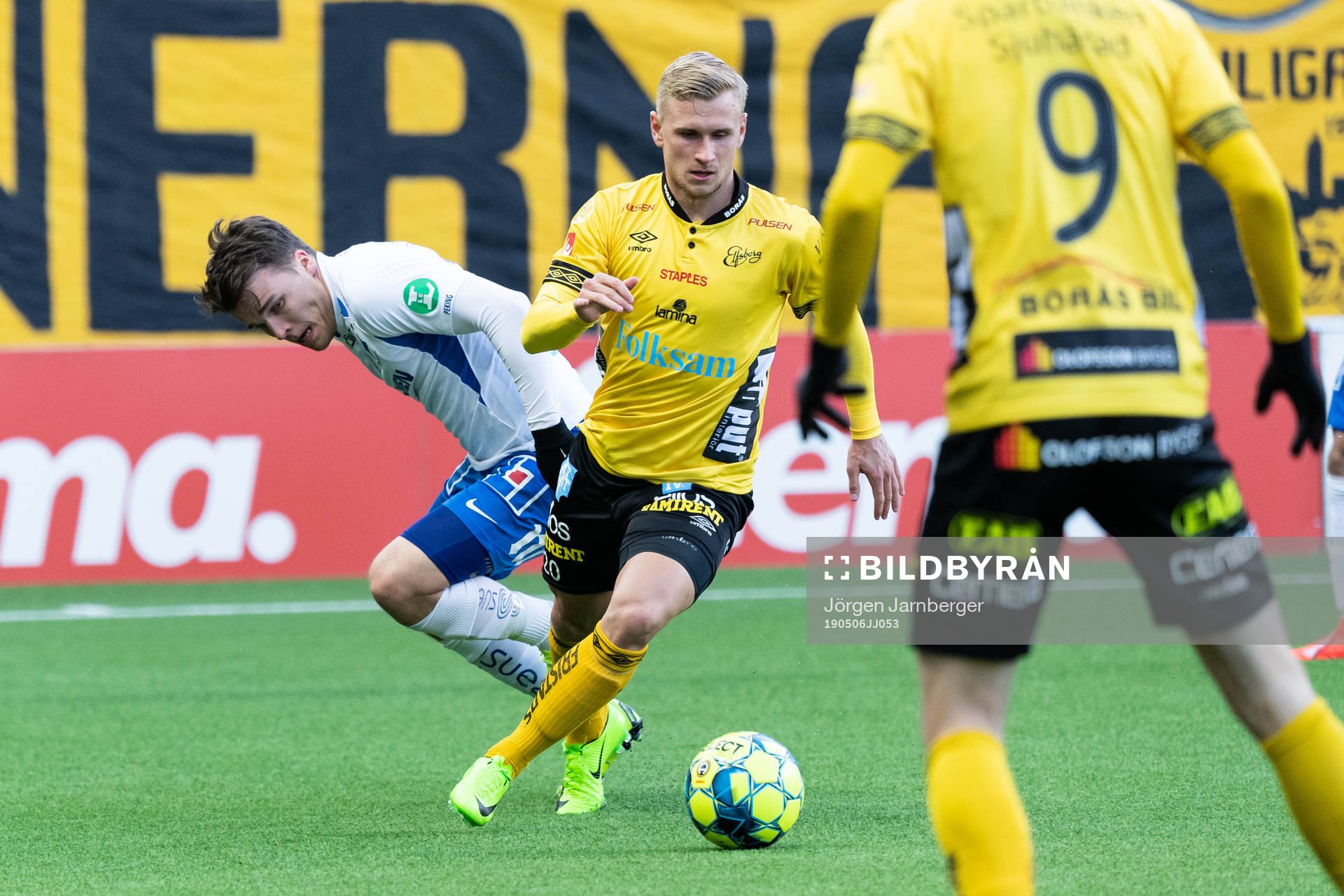 Elfsborgs Simon Strand och IFK Norrköpings Simon Skrabb